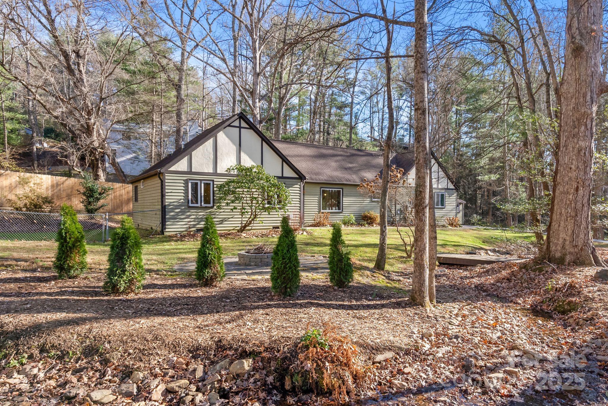 property viewer photo 2