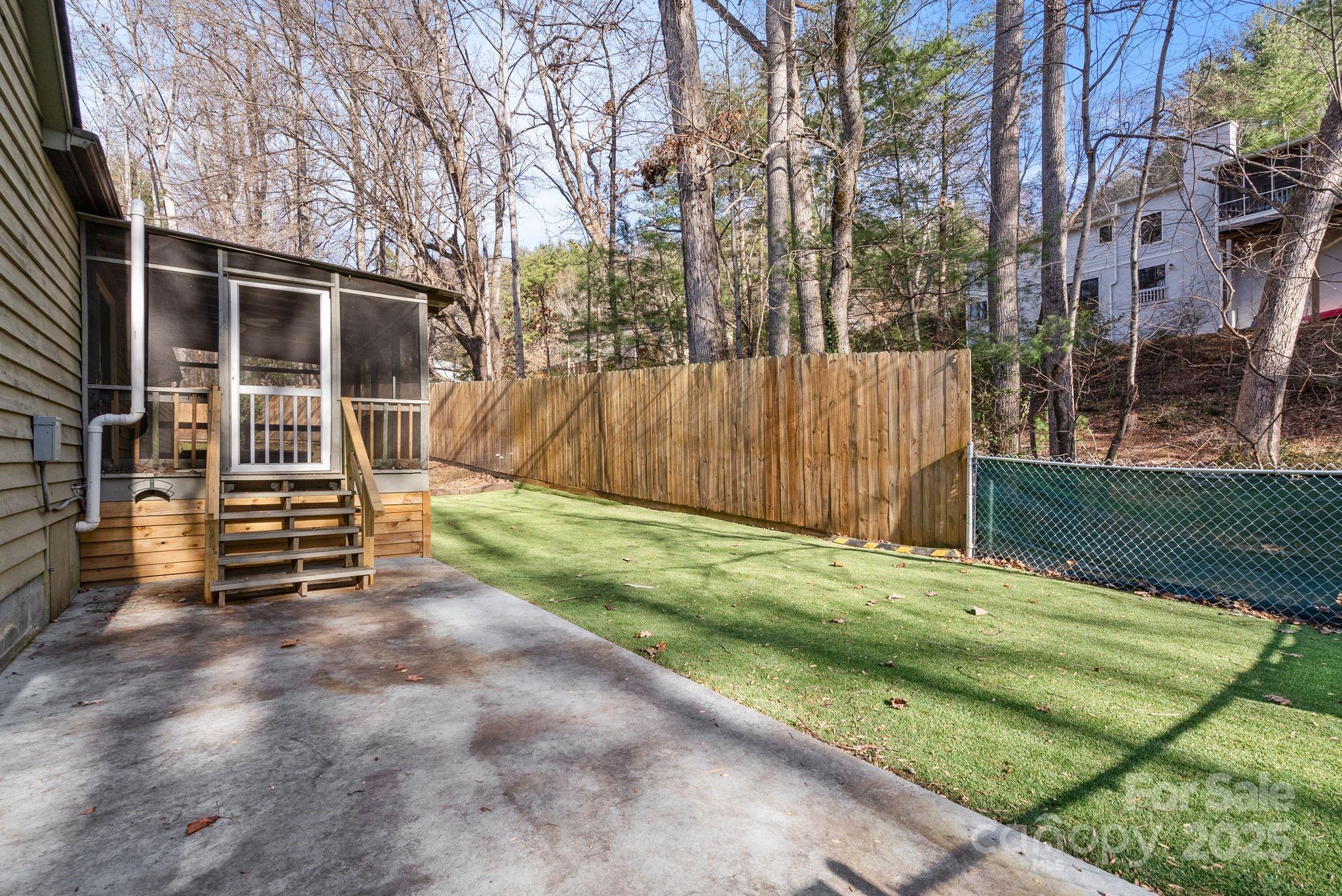 property viewer photo 35