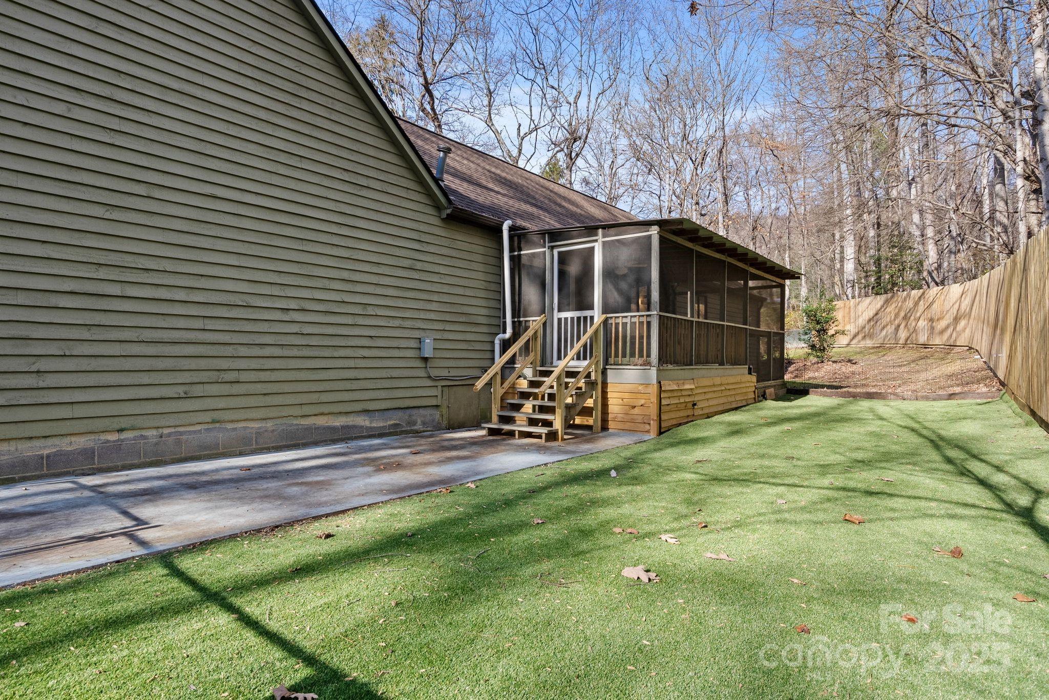property viewer photo 36