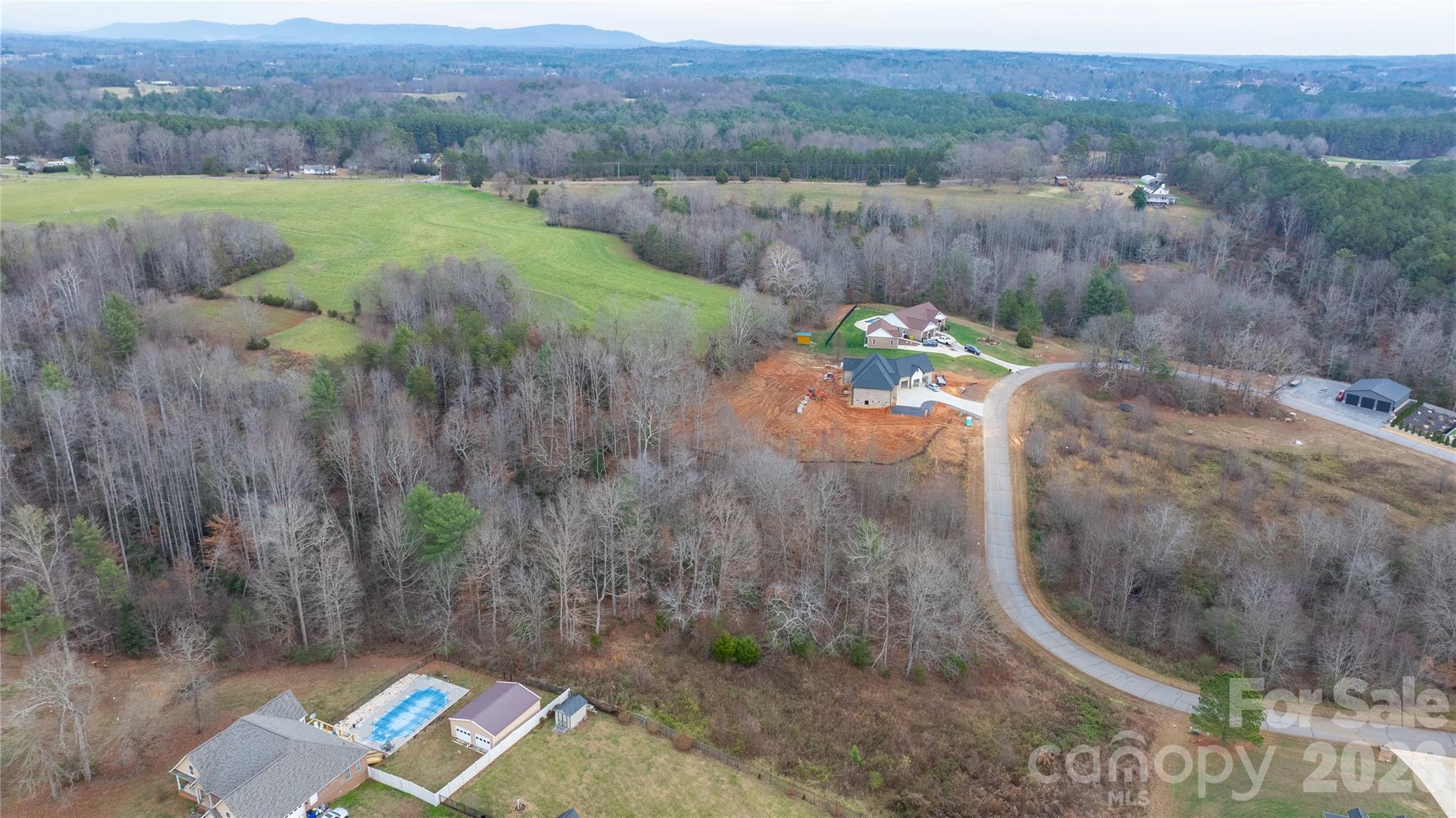 main property photo 3