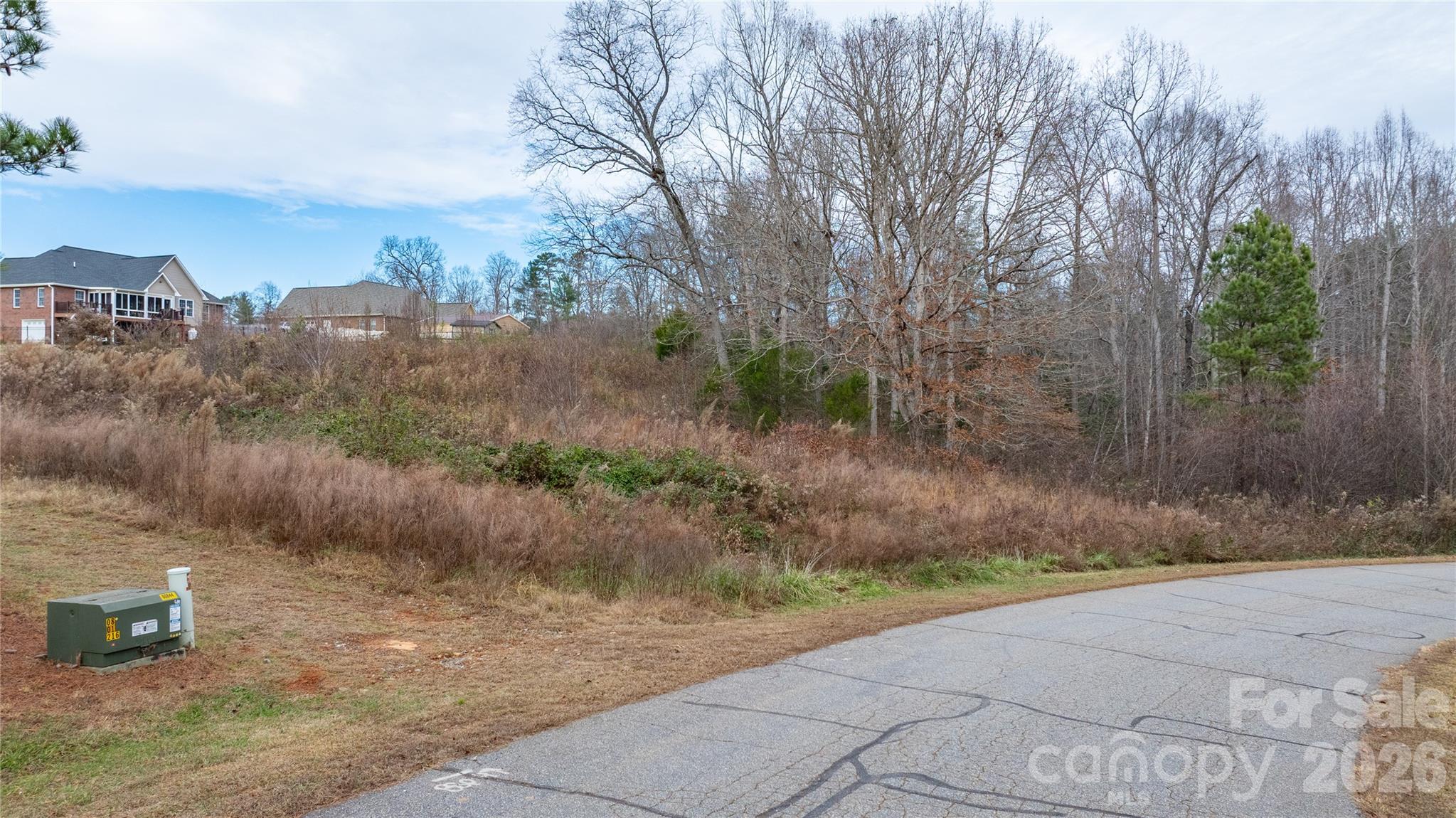 main property photo 12