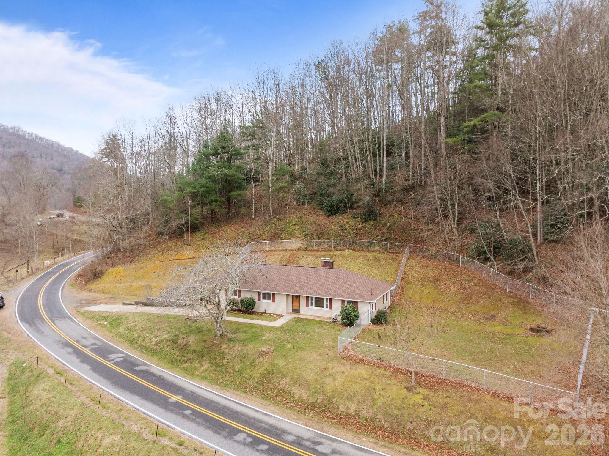 main property photo 14