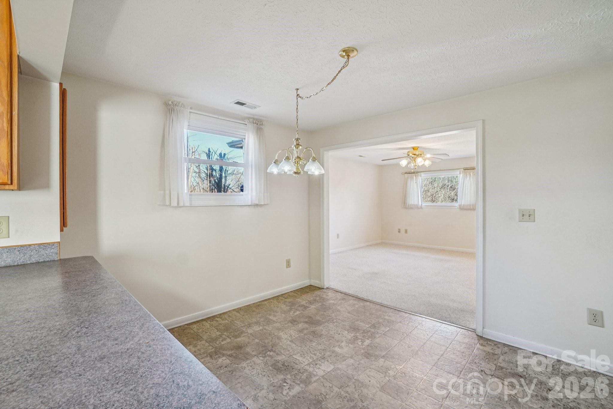 property viewer photo 11