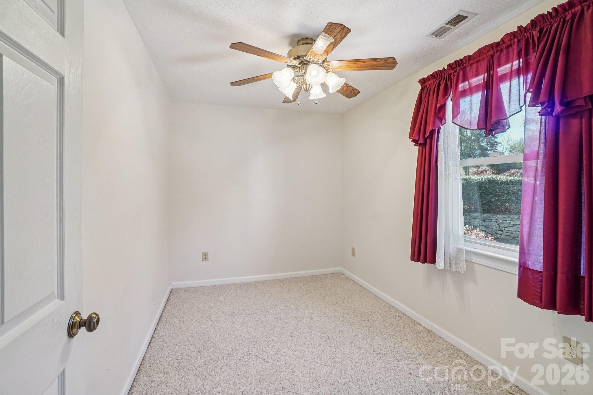 property viewer photo 28