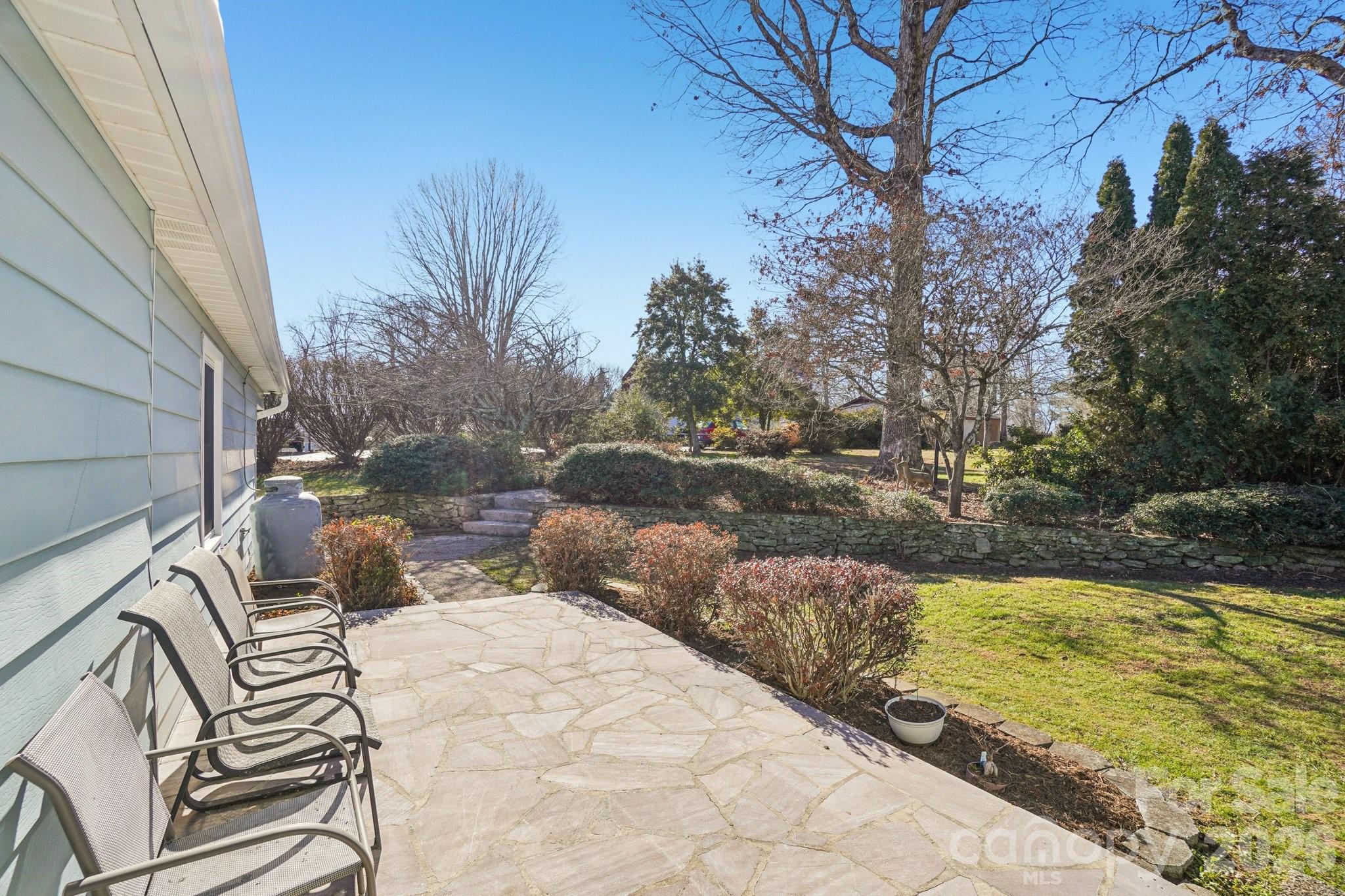 property viewer photo 32