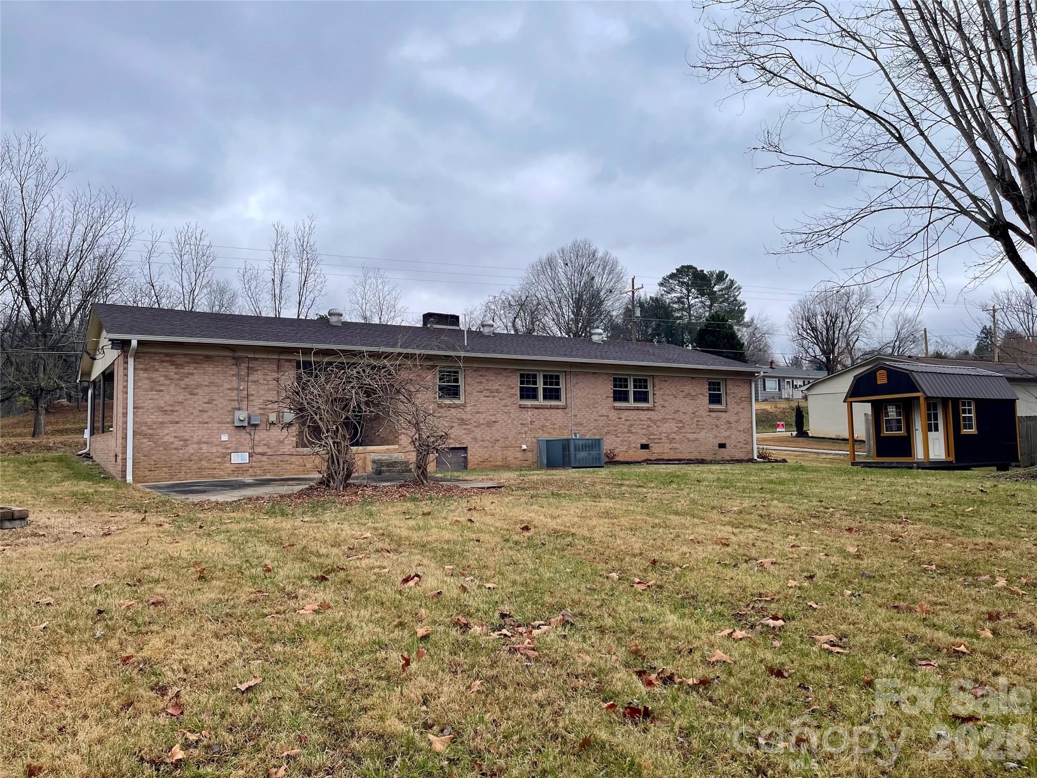main property photo 36