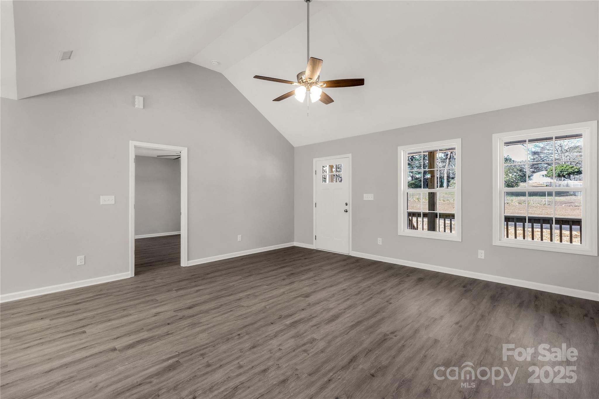 property viewer photo 10
