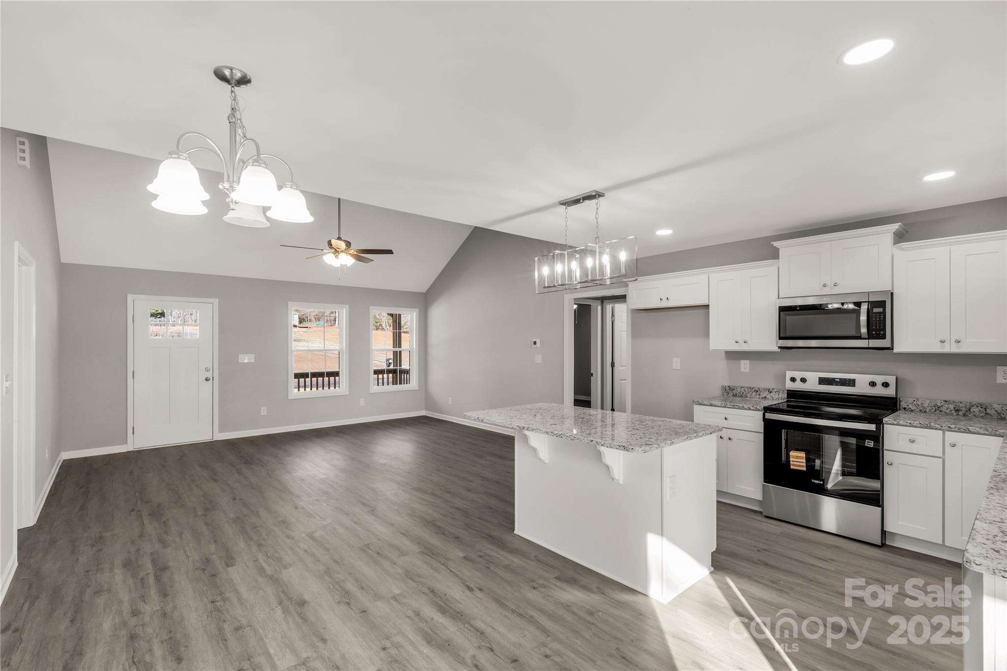 property viewer photo 11