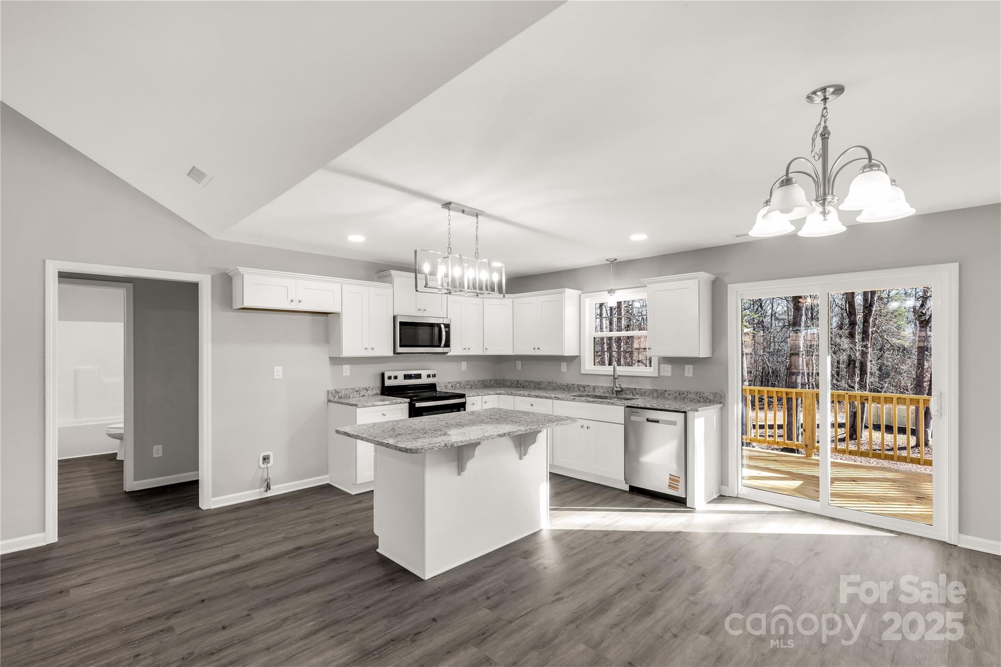 property viewer photo 12