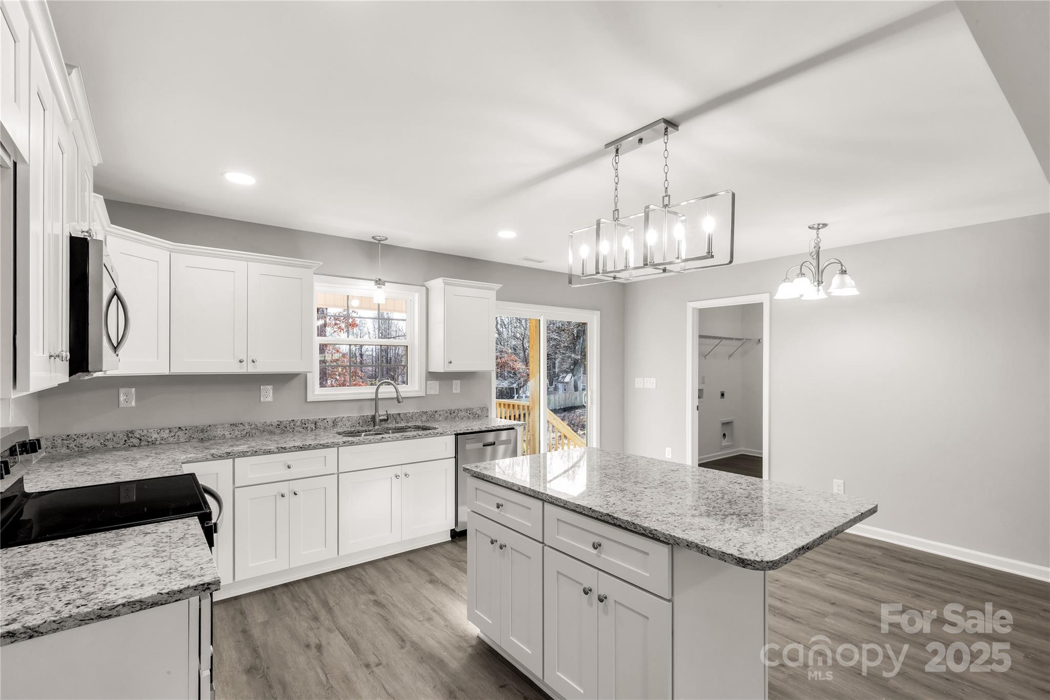 property viewer photo 15