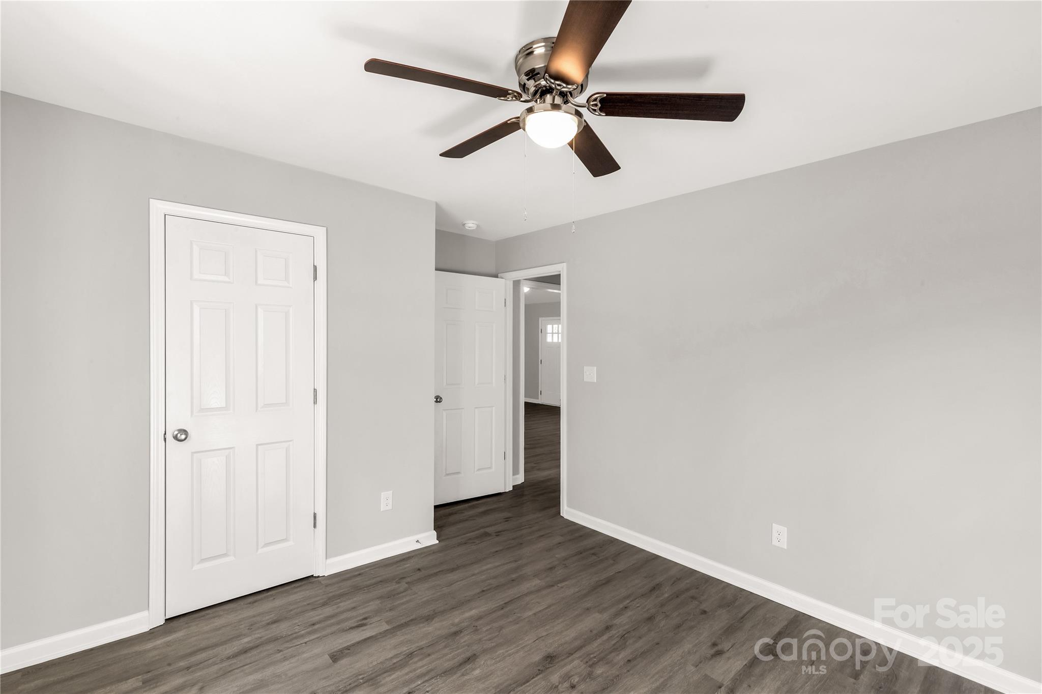 property viewer photo 21