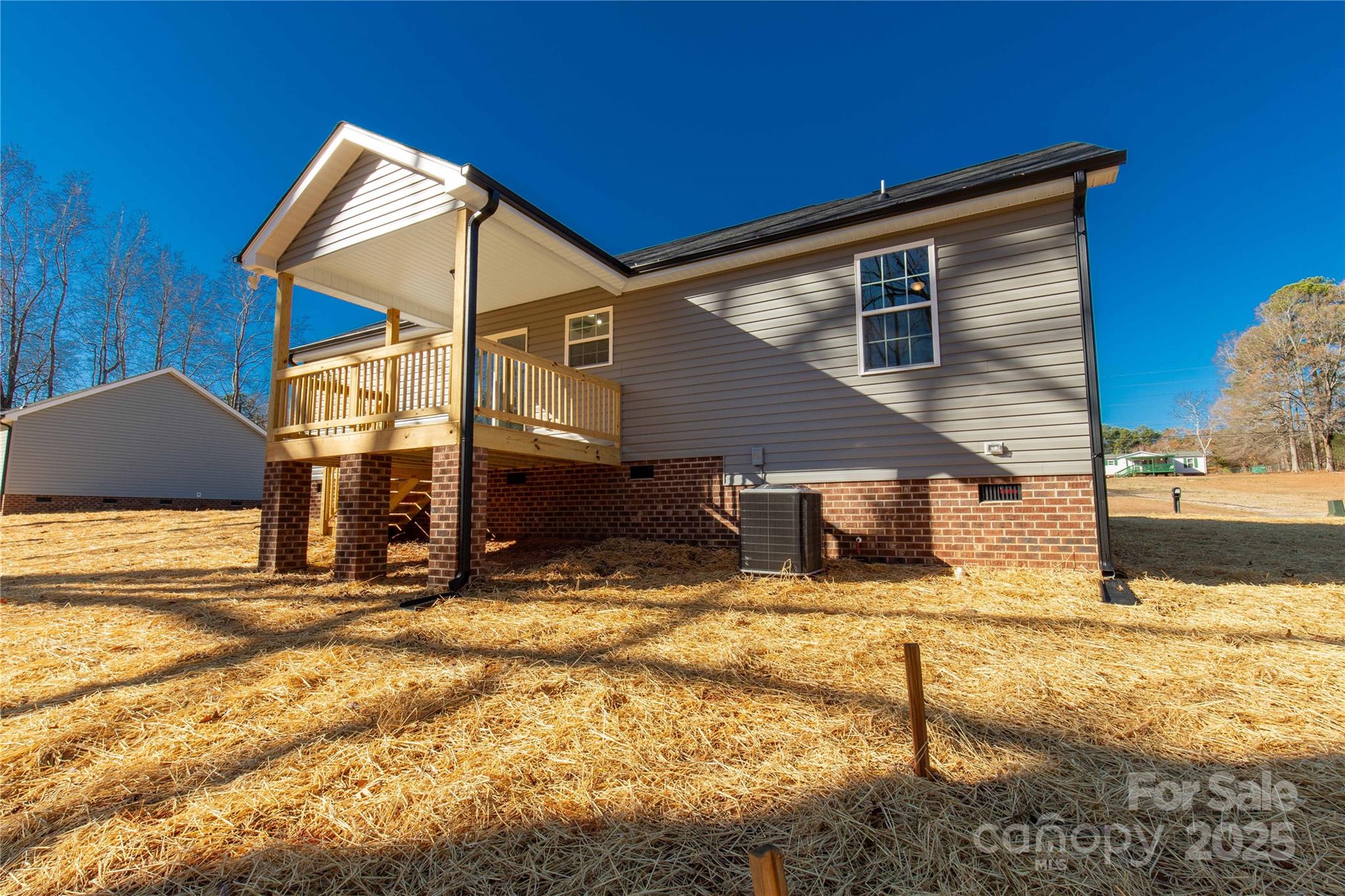 property viewer photo 6