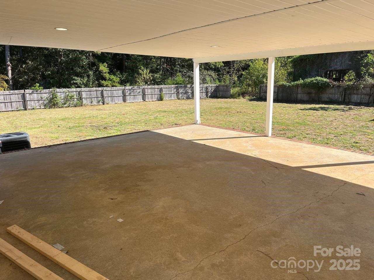 property viewer photo 9