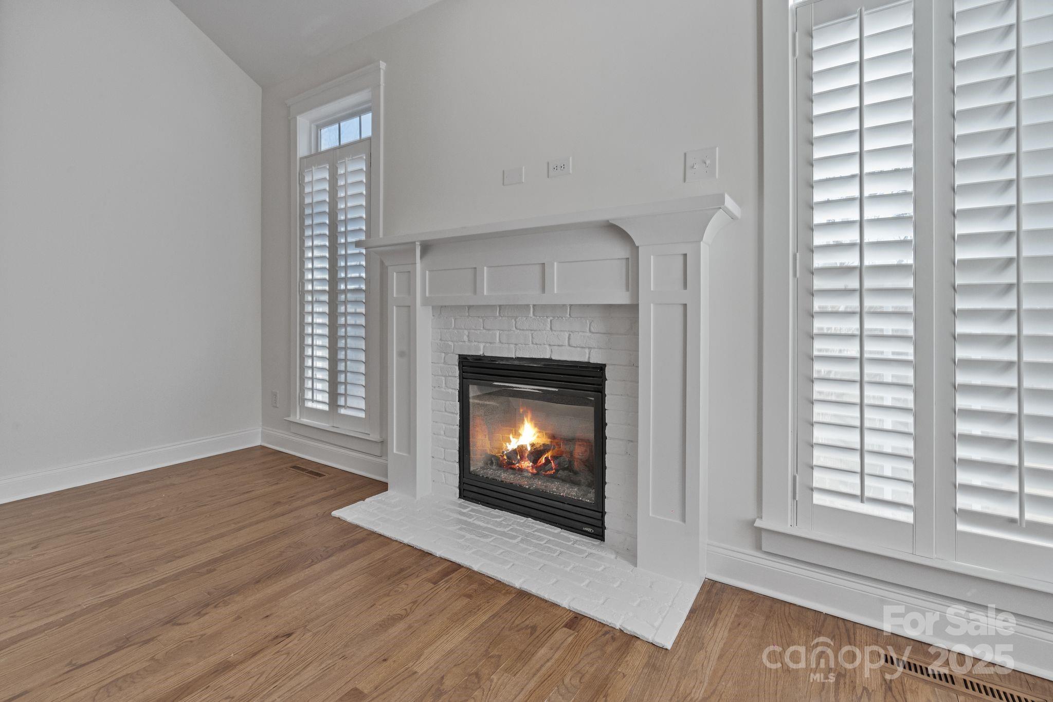 property viewer photo 12