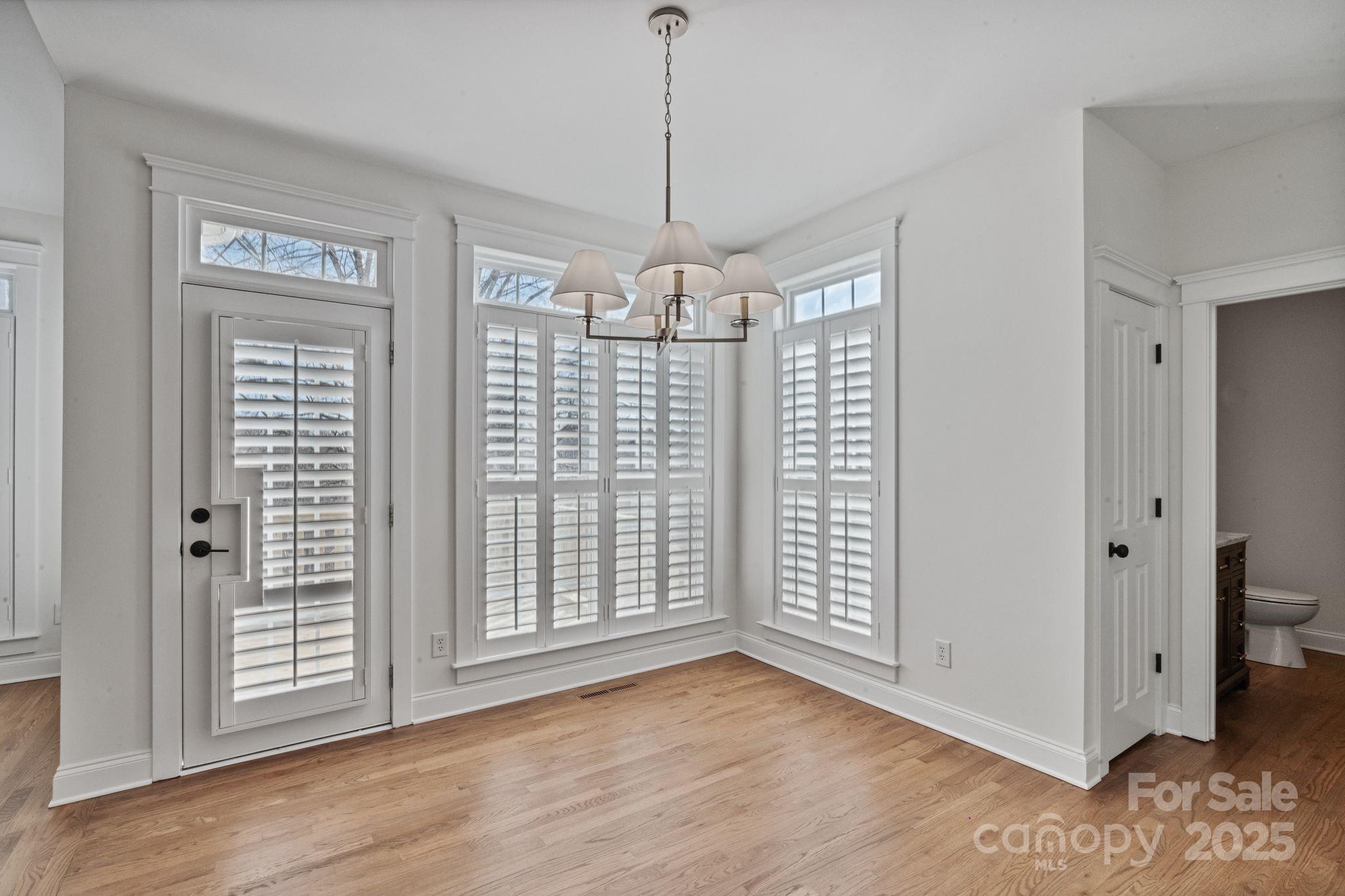 property viewer photo 16