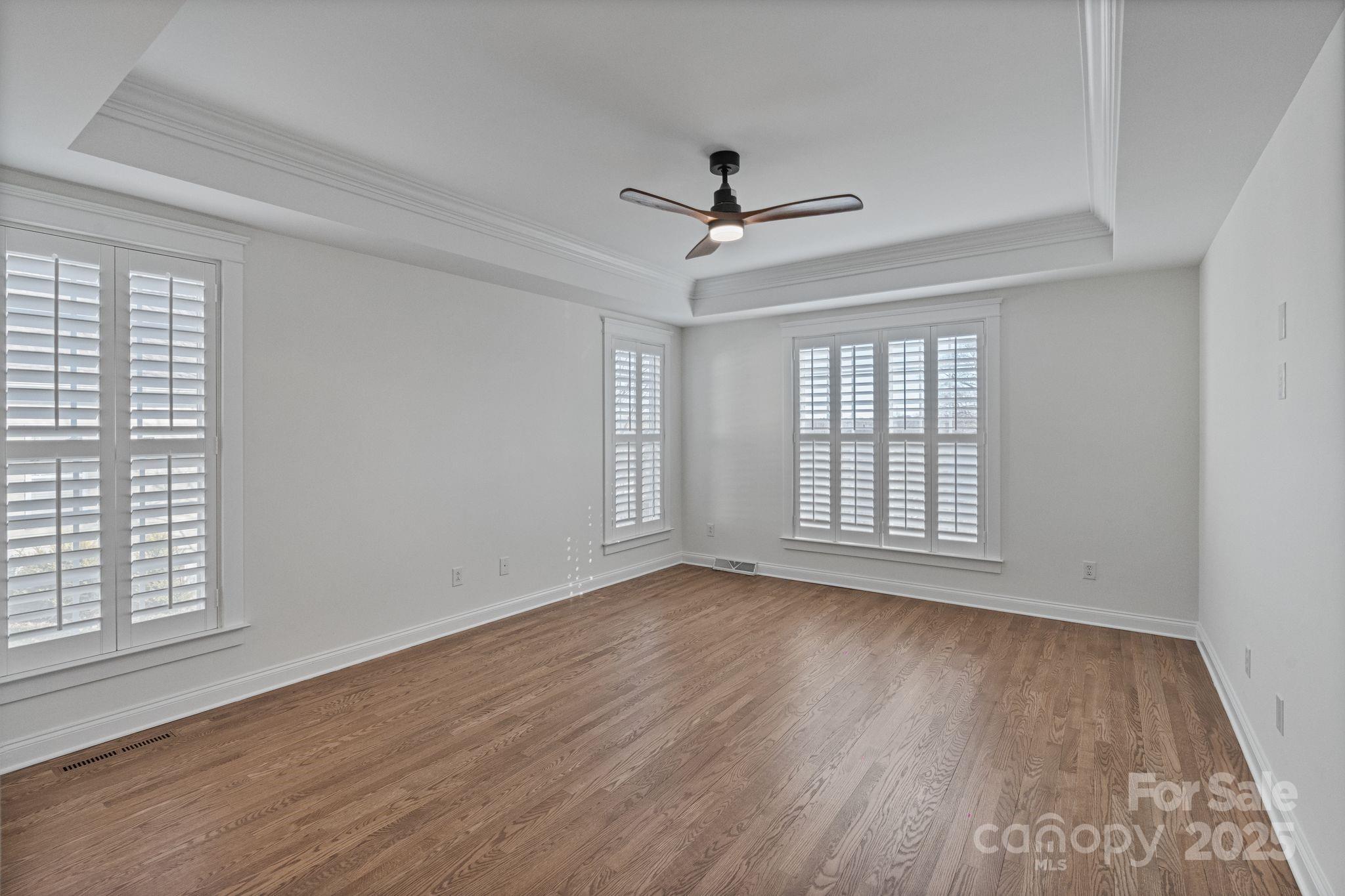 property viewer photo 20