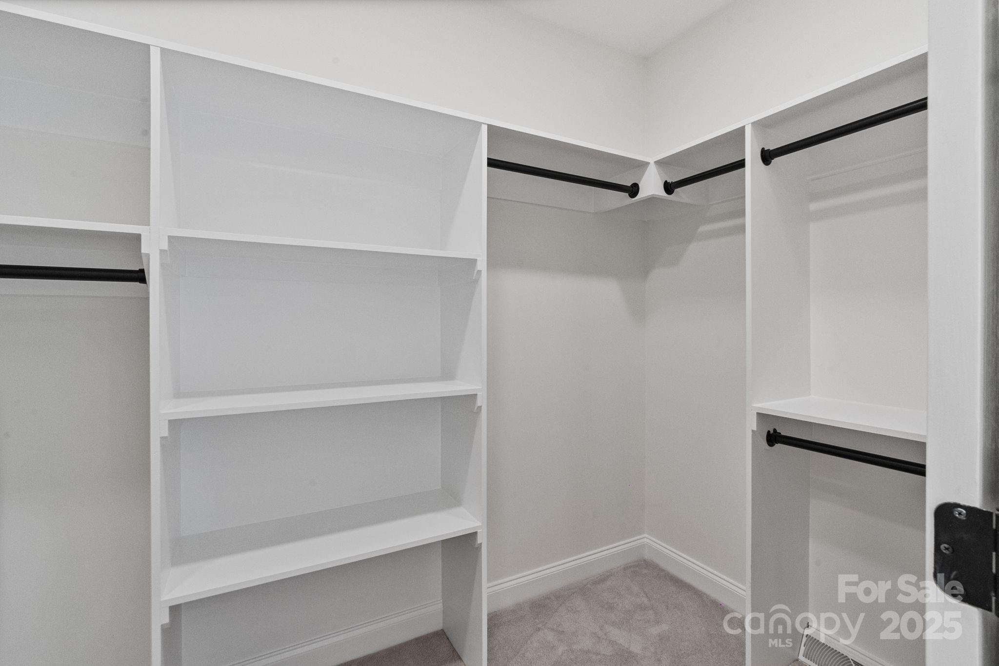 property viewer photo 28
