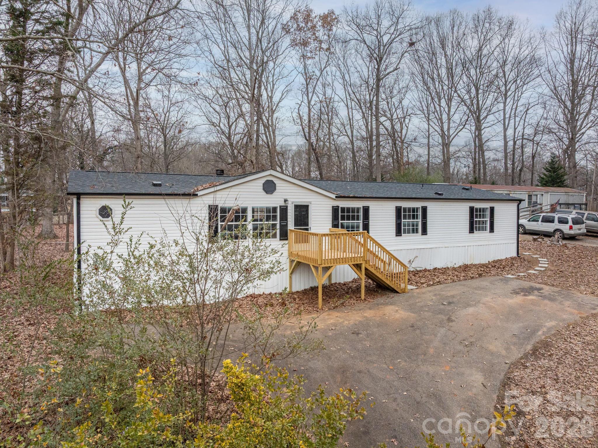 property viewer photo 4