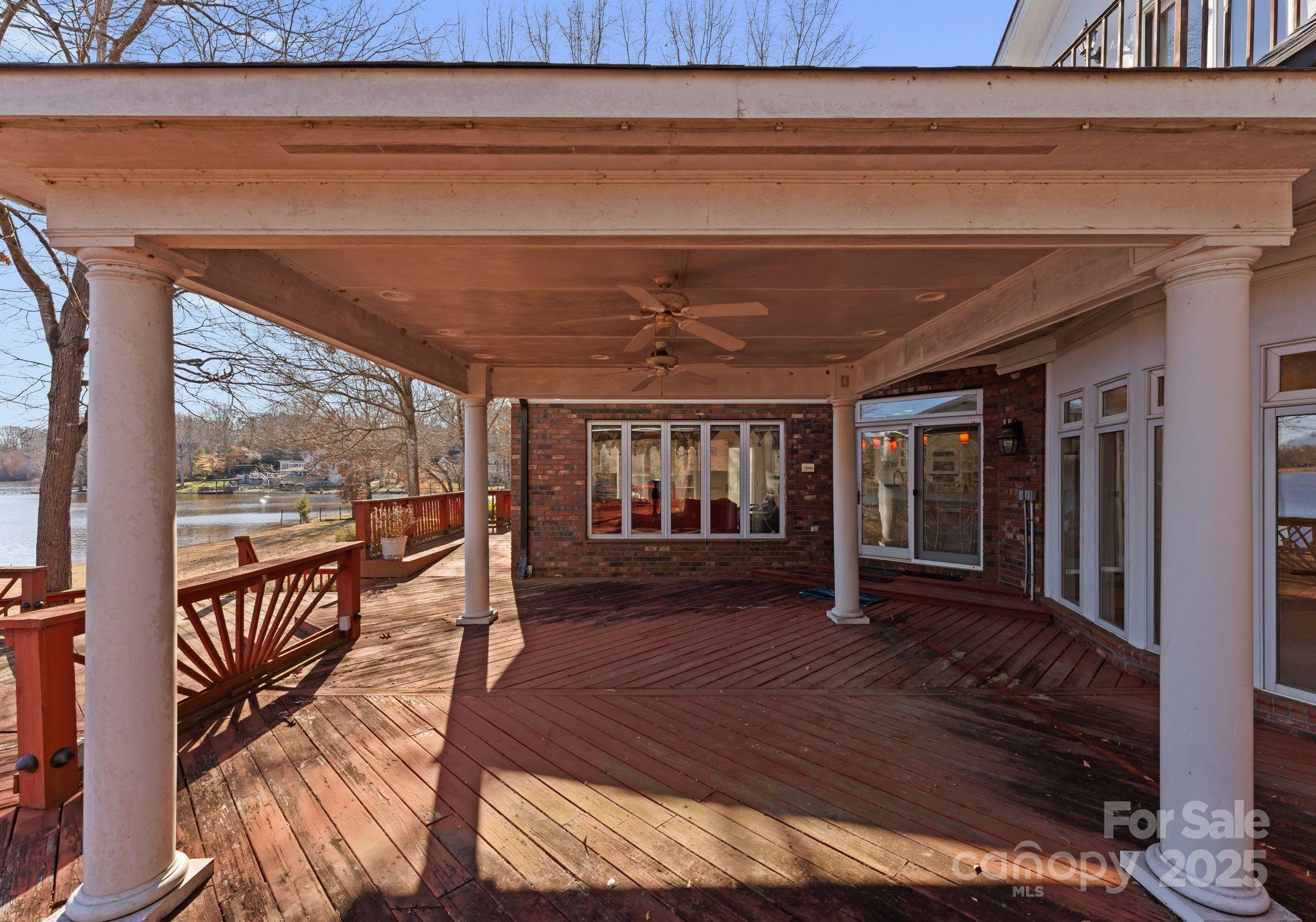 main property photo 40