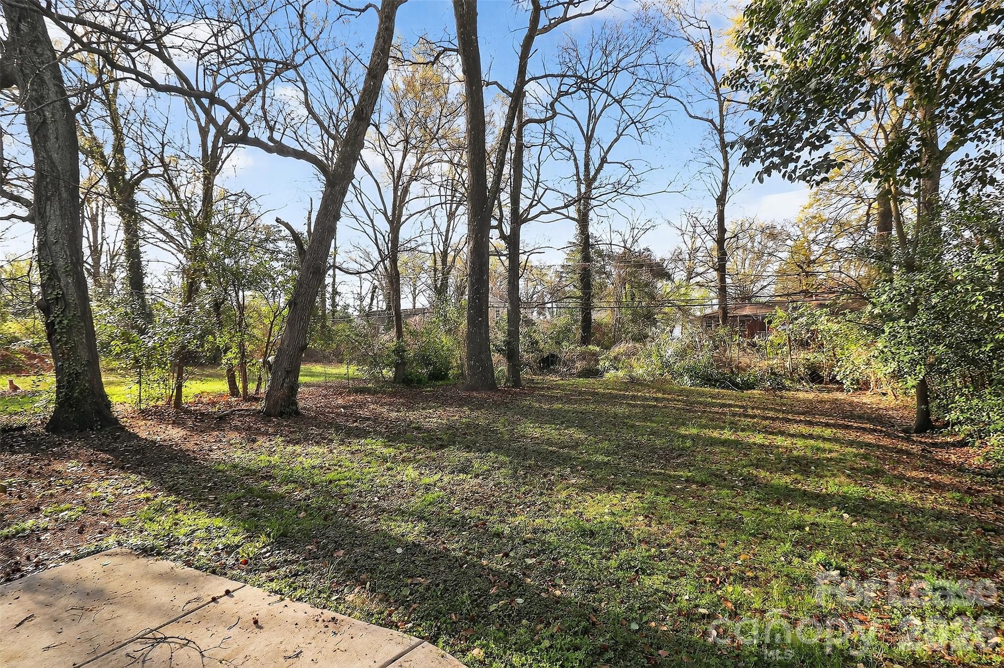 property viewer photo 24