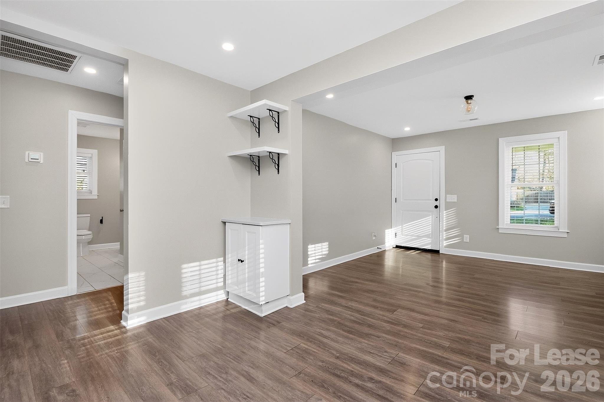 property viewer photo 8