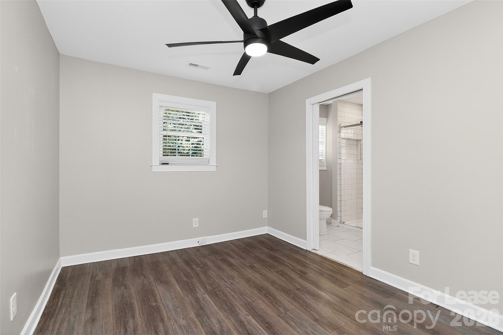 property viewer photo 9