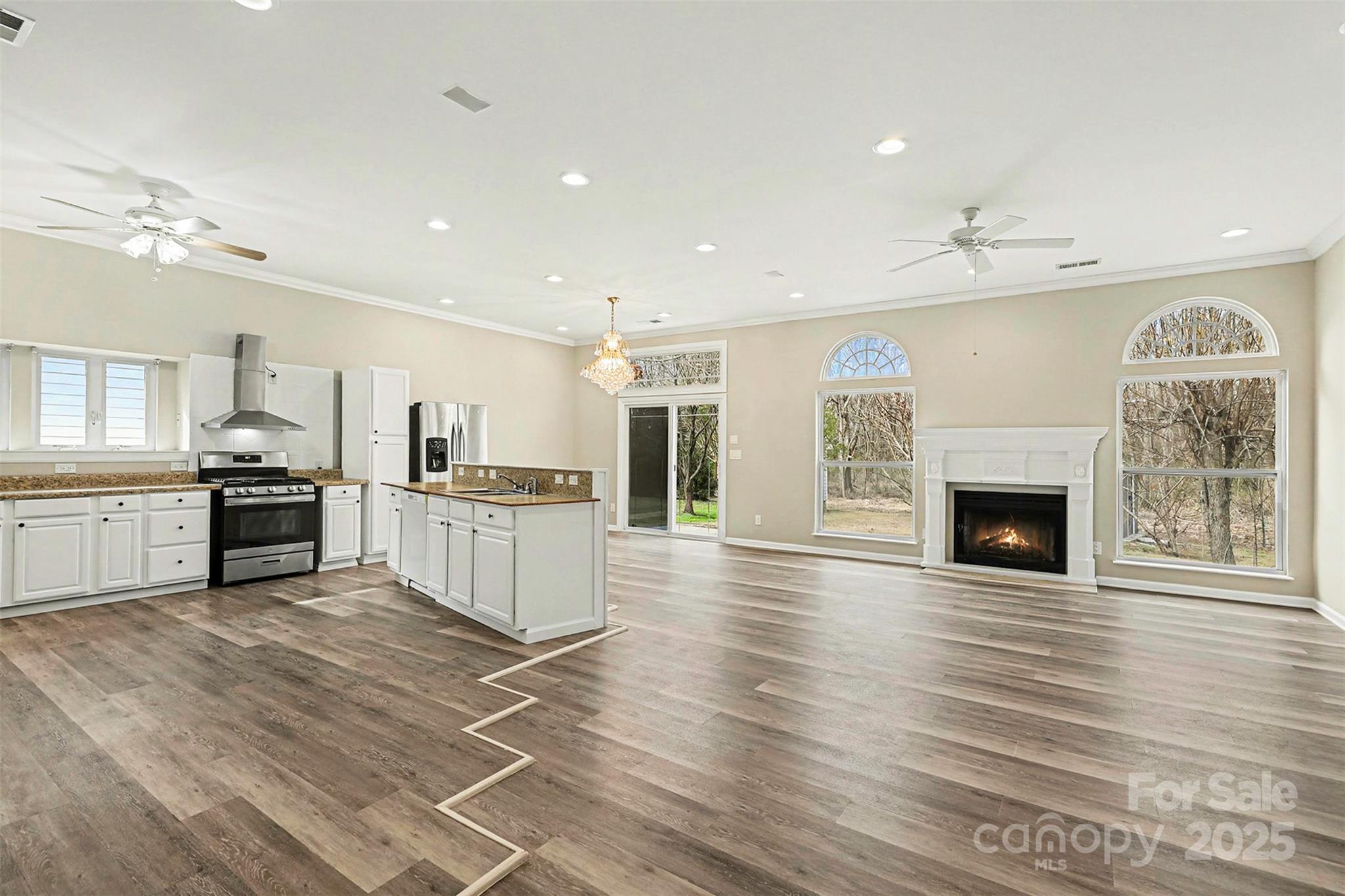 property viewer photo 1