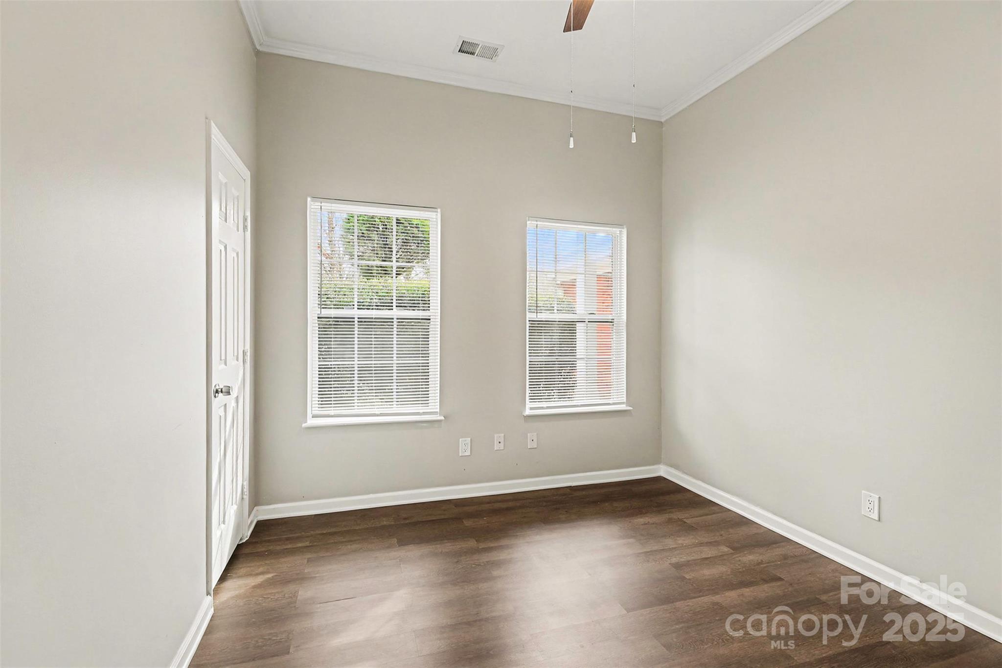 property viewer photo 15