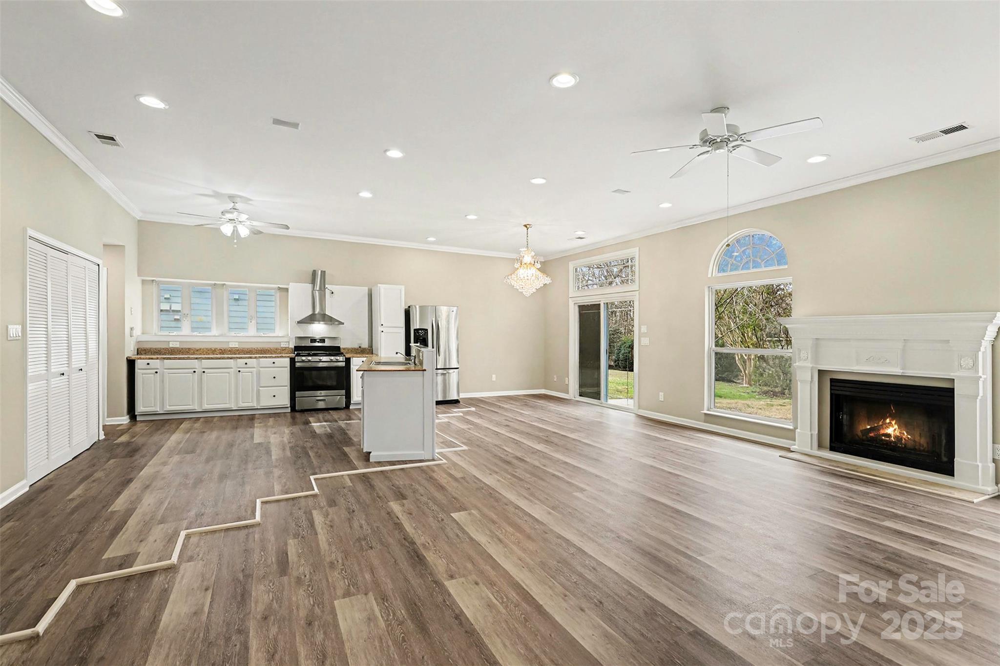 property viewer photo 7