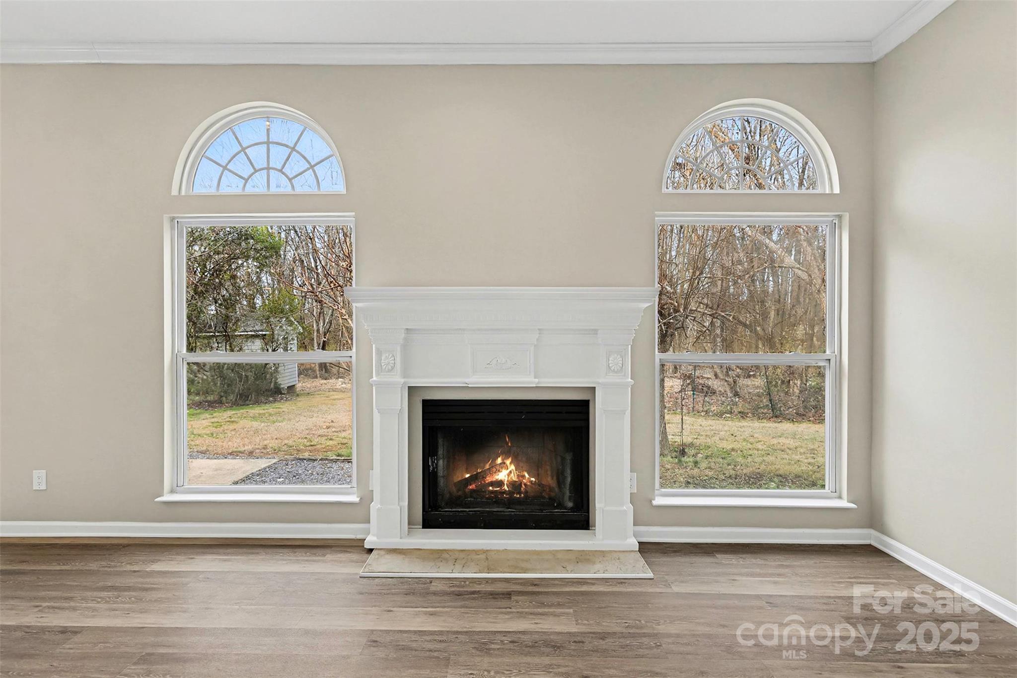 property viewer photo 9