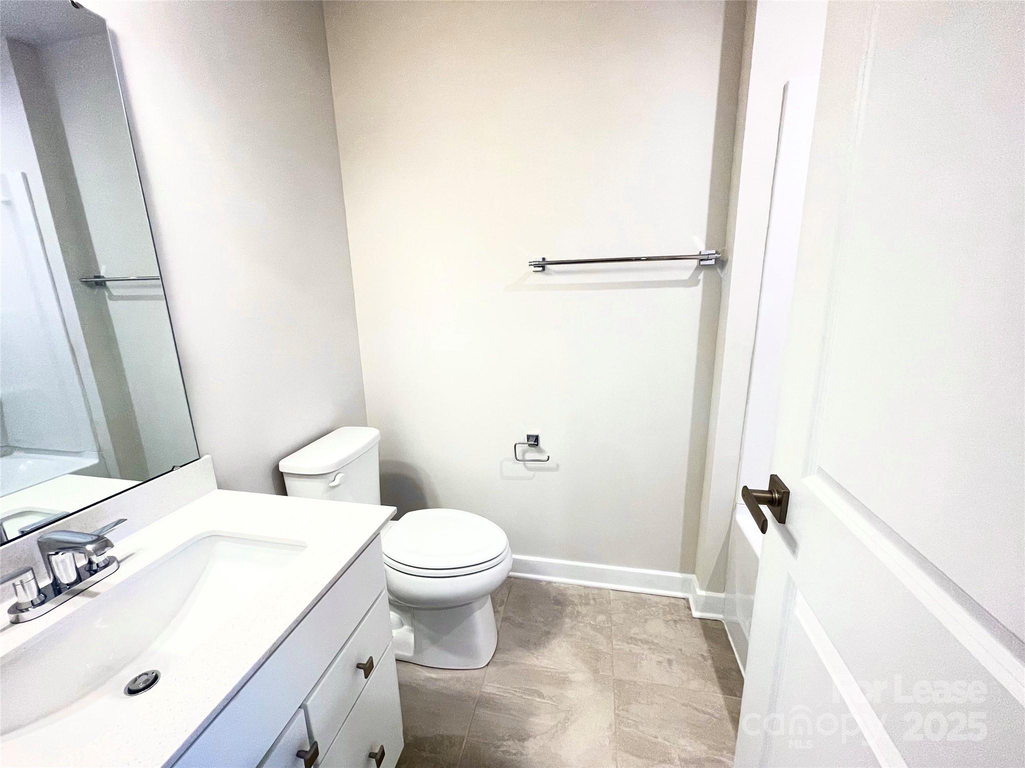 property viewer photo 14
