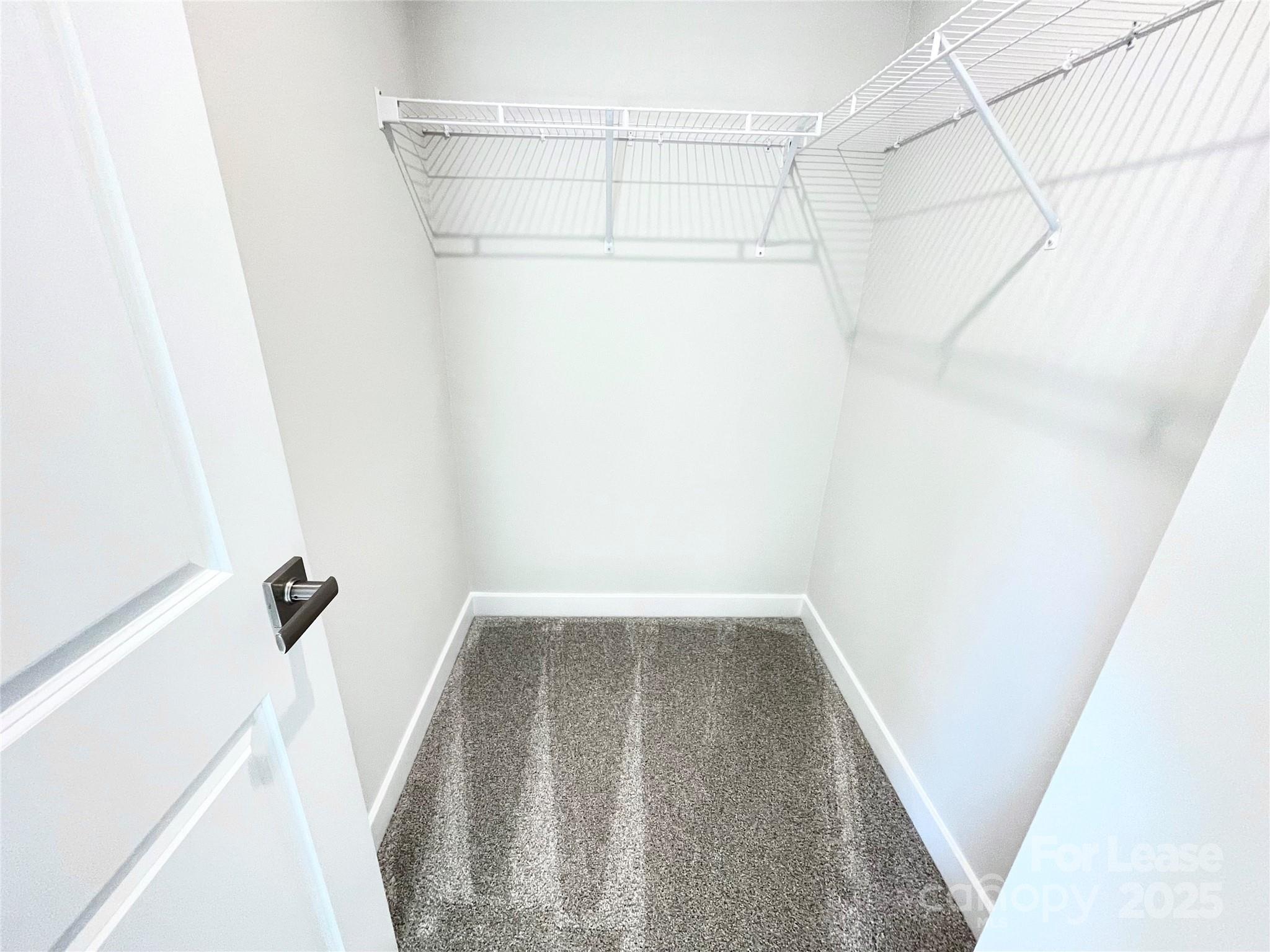 property viewer photo 8