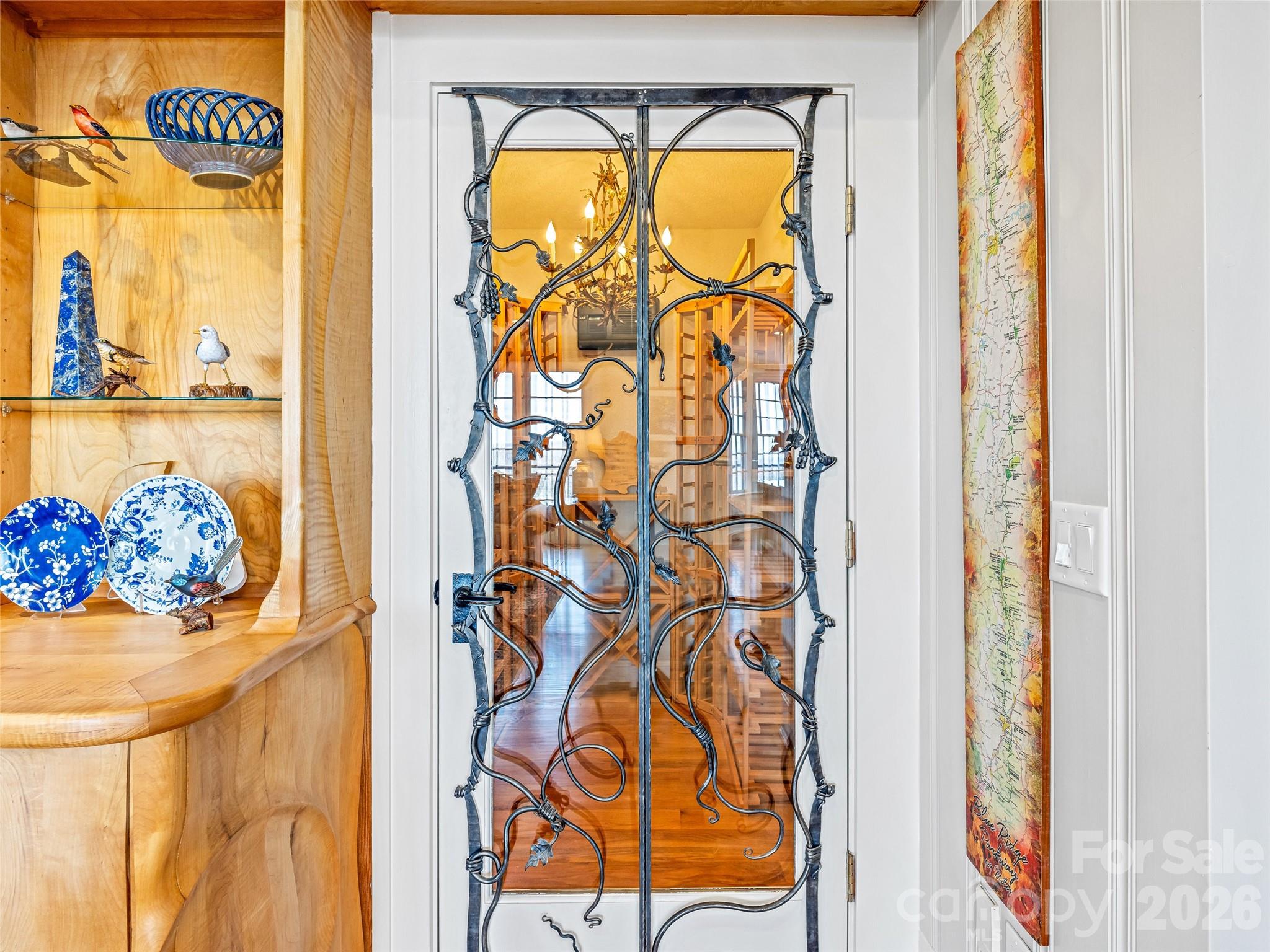main property photo 13