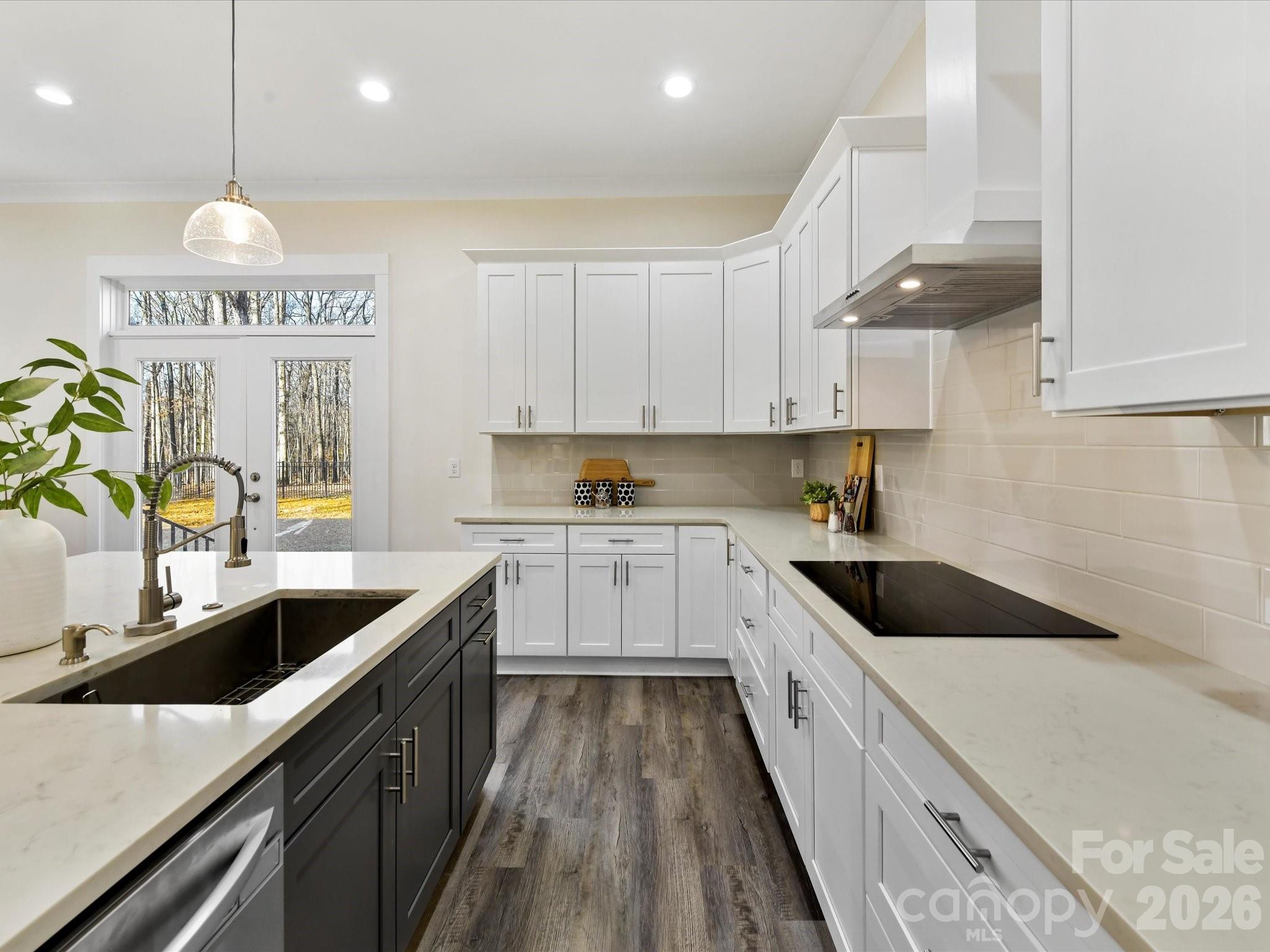 property viewer photo 15
