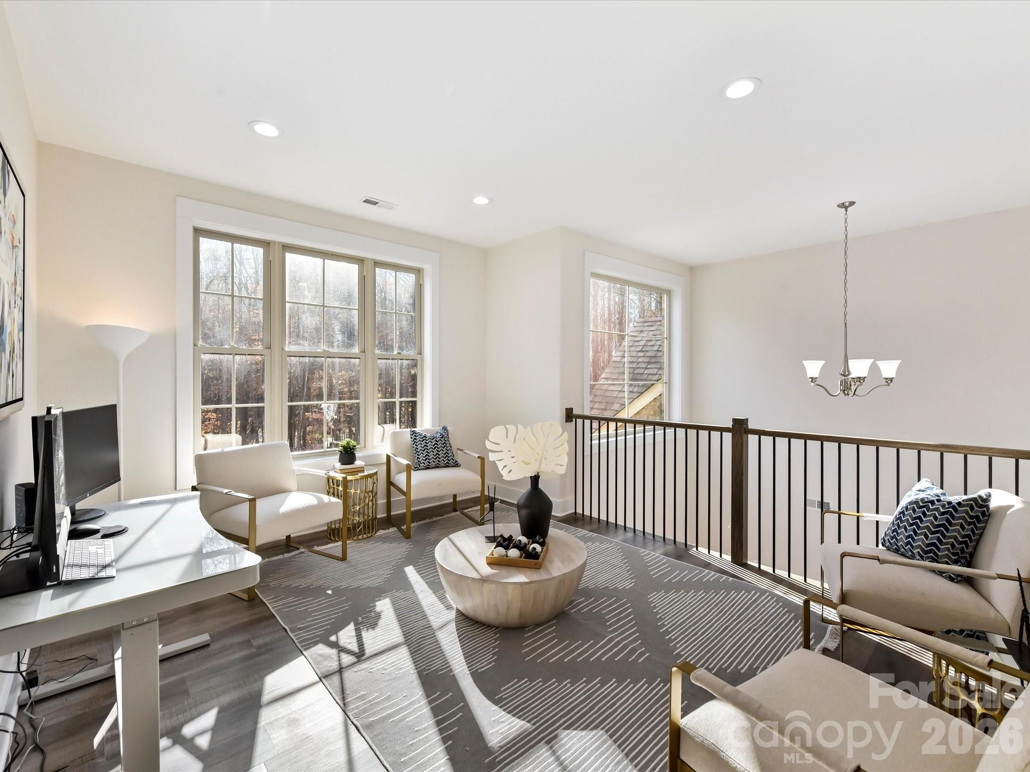 property viewer photo 25
