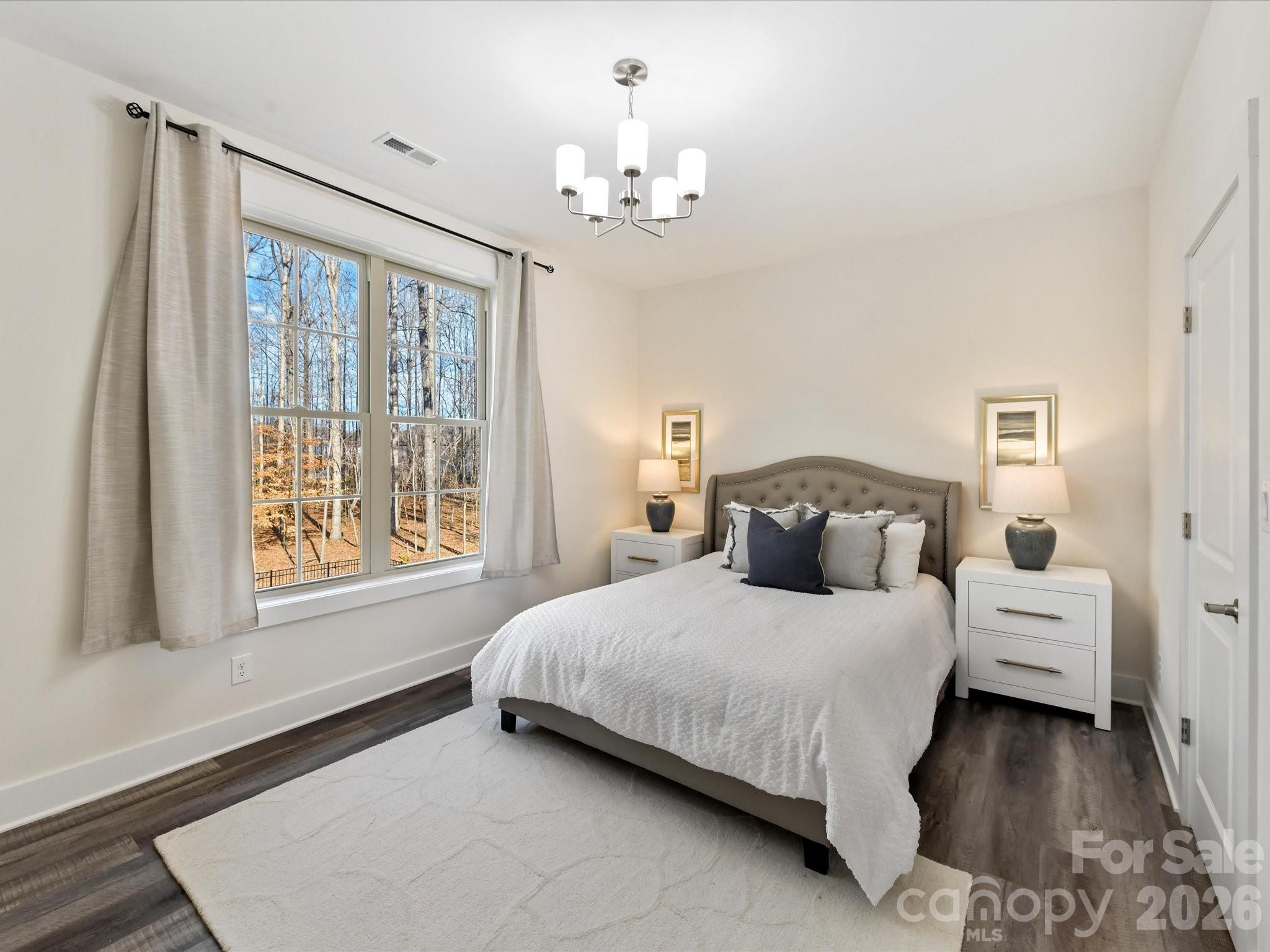 property viewer photo 29