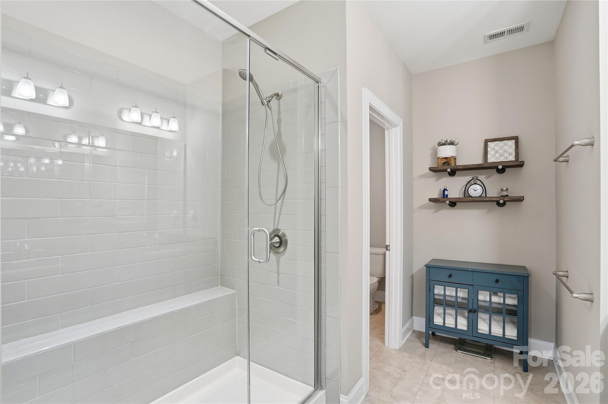 property viewer photo 17