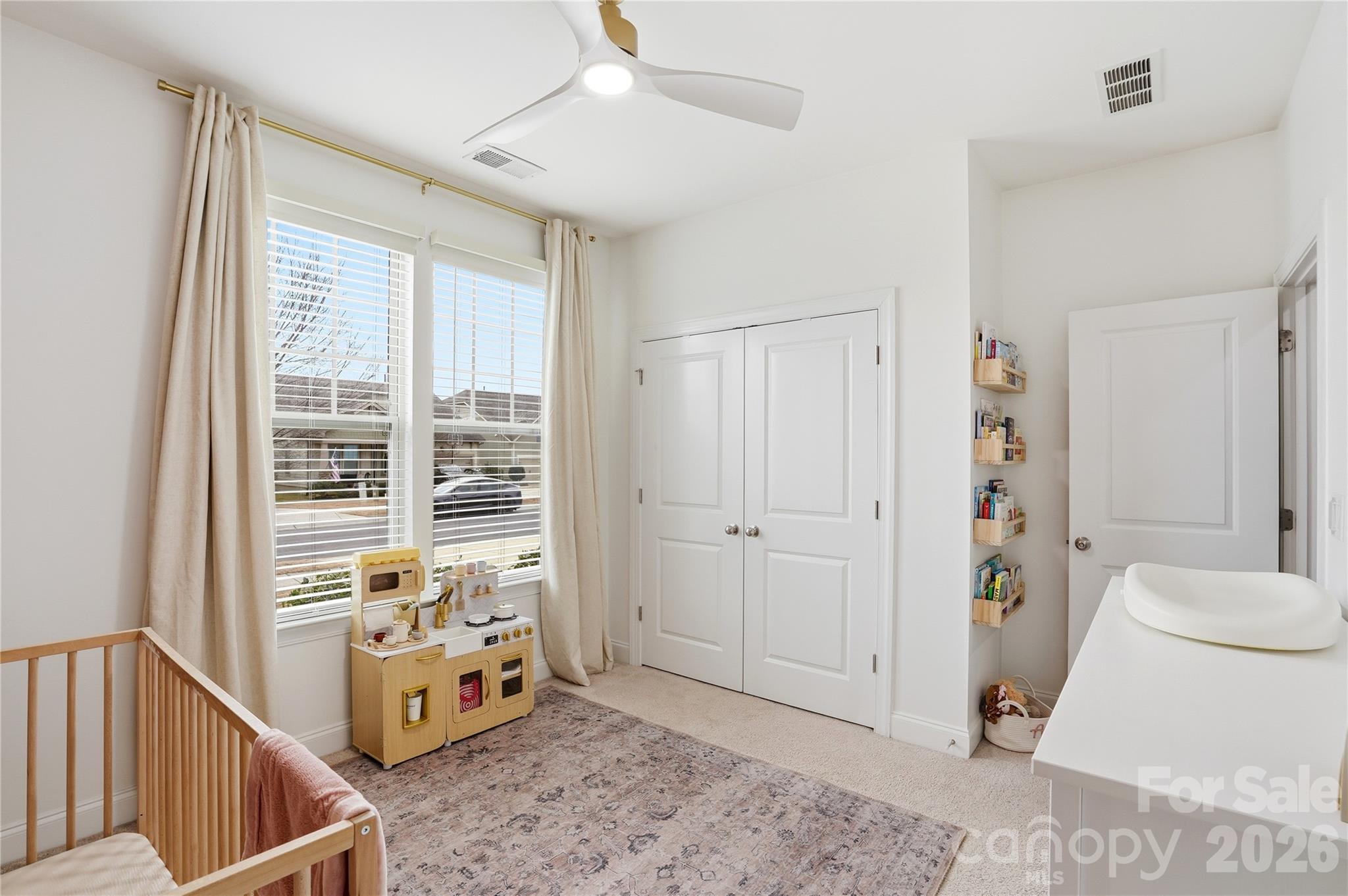 property viewer photo 19