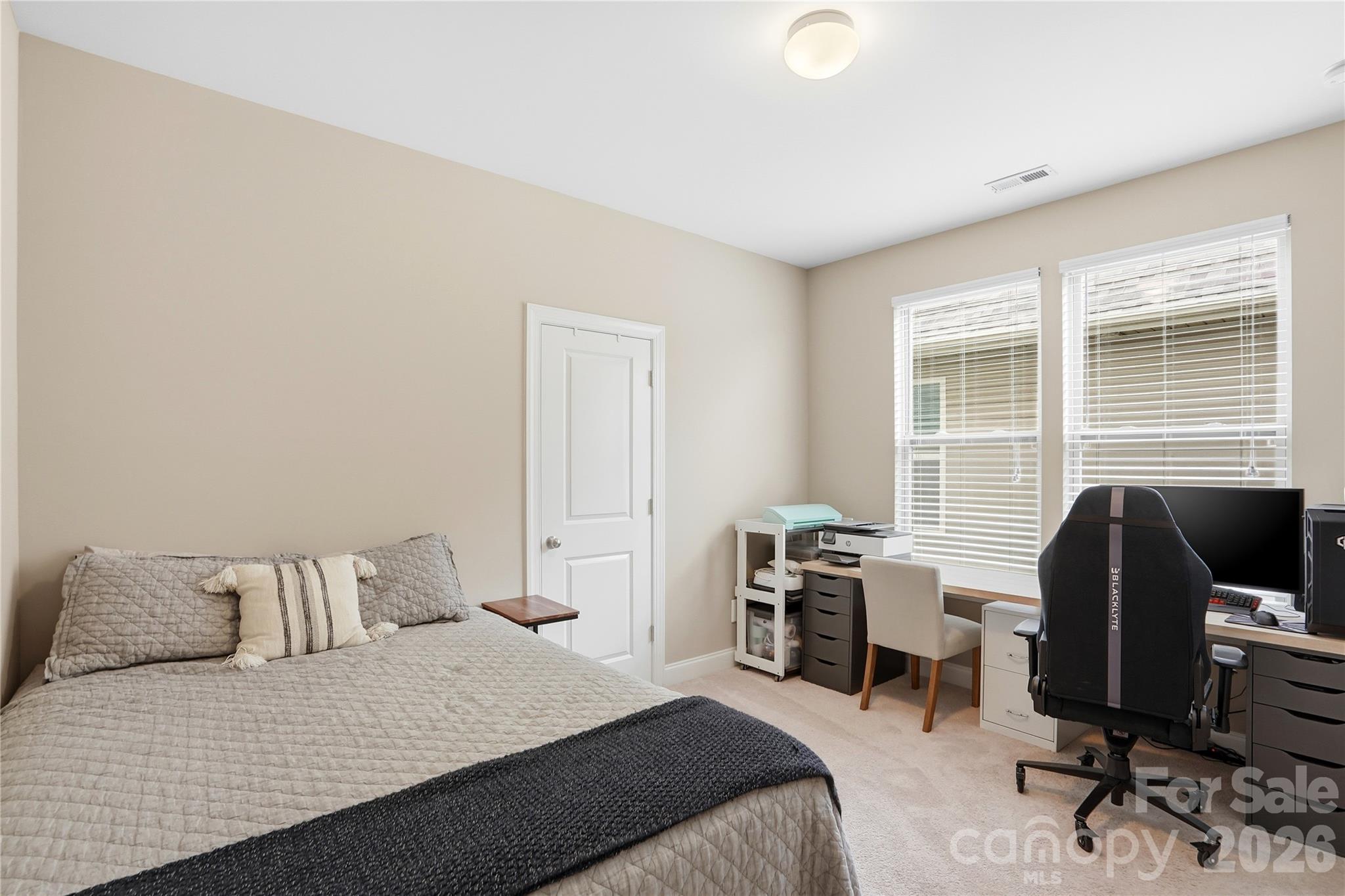 property viewer photo 20
