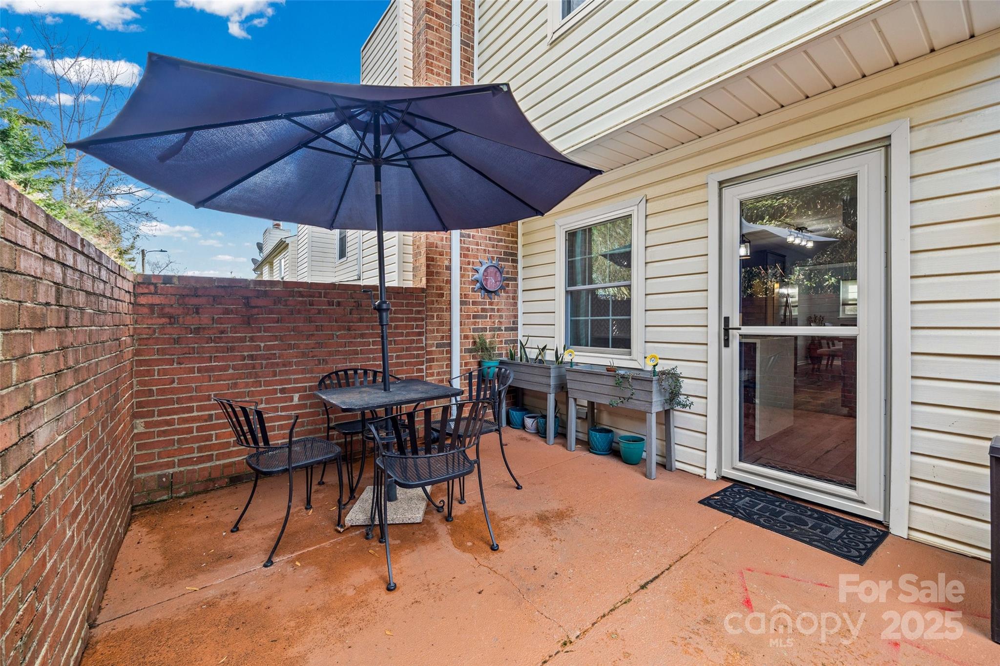 property viewer photo 25