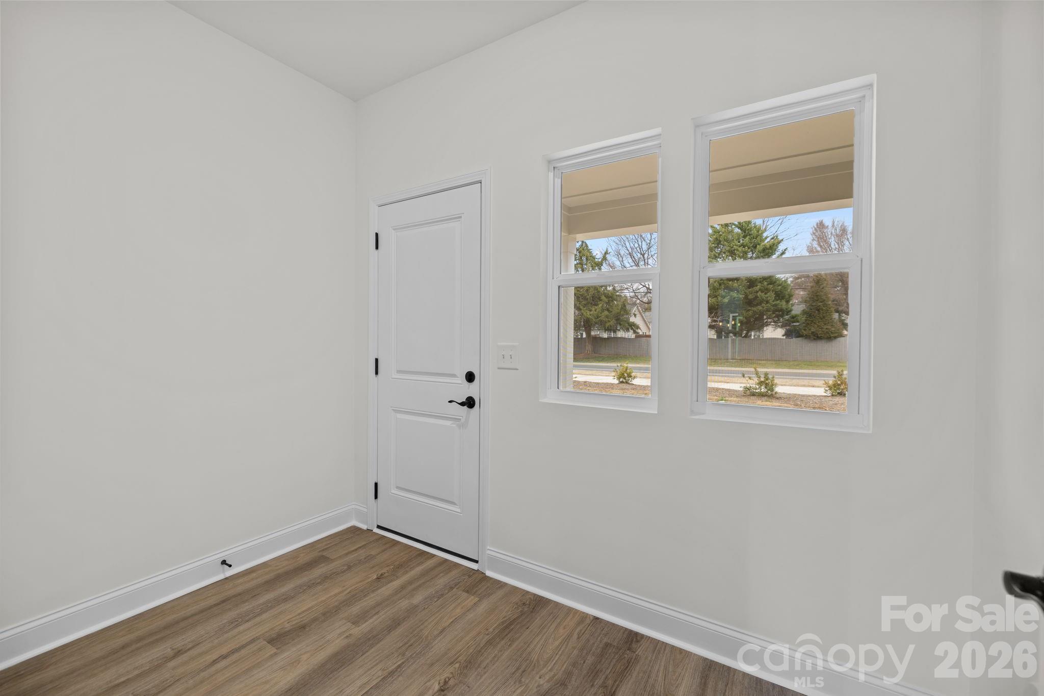 property viewer photo 17