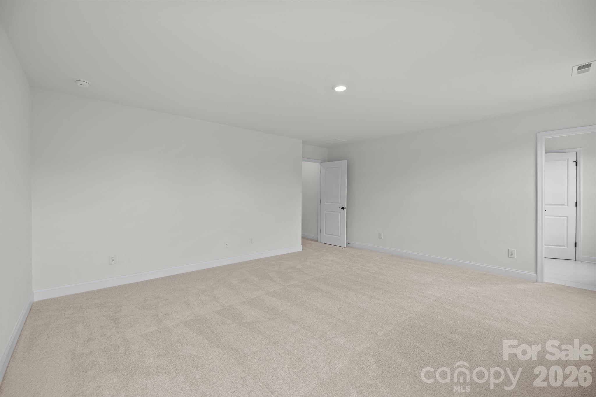property viewer photo 24