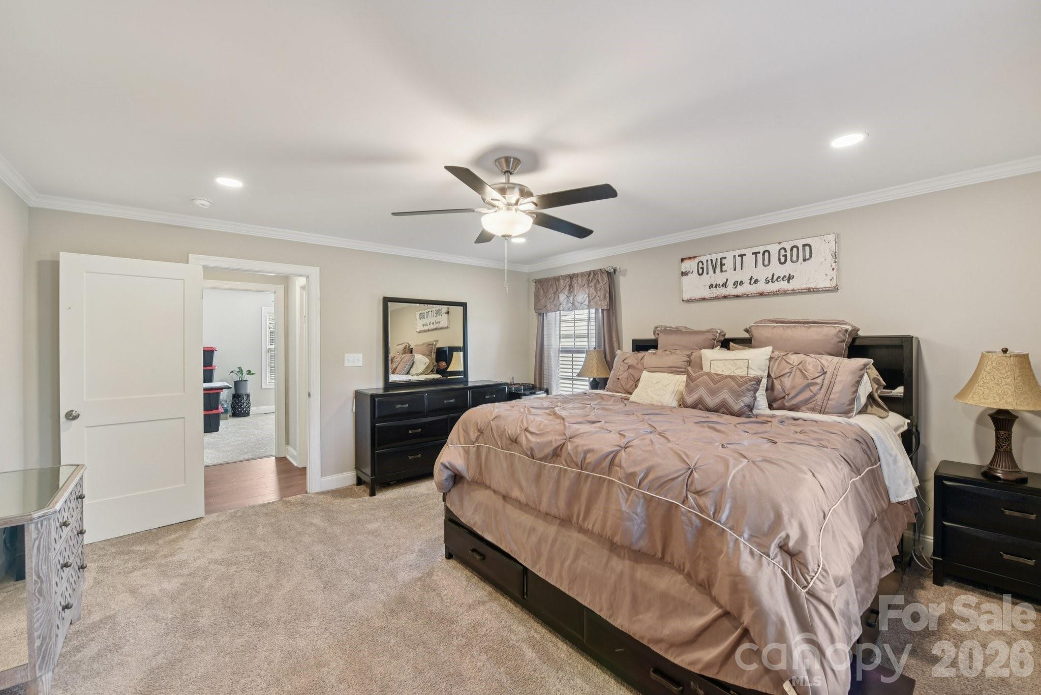 property viewer photo 17
