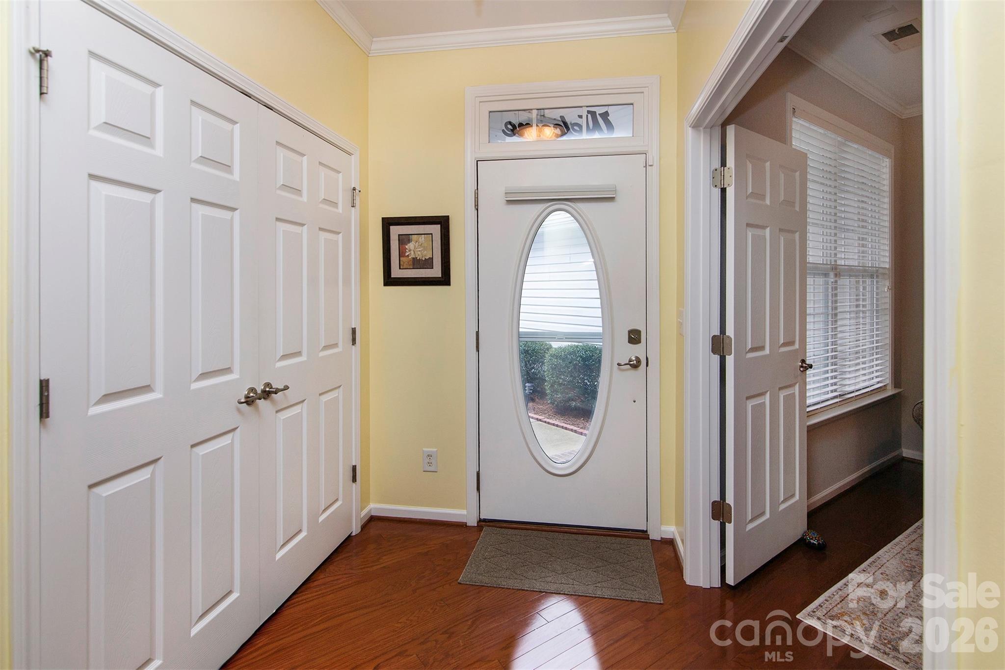 property viewer photo 1