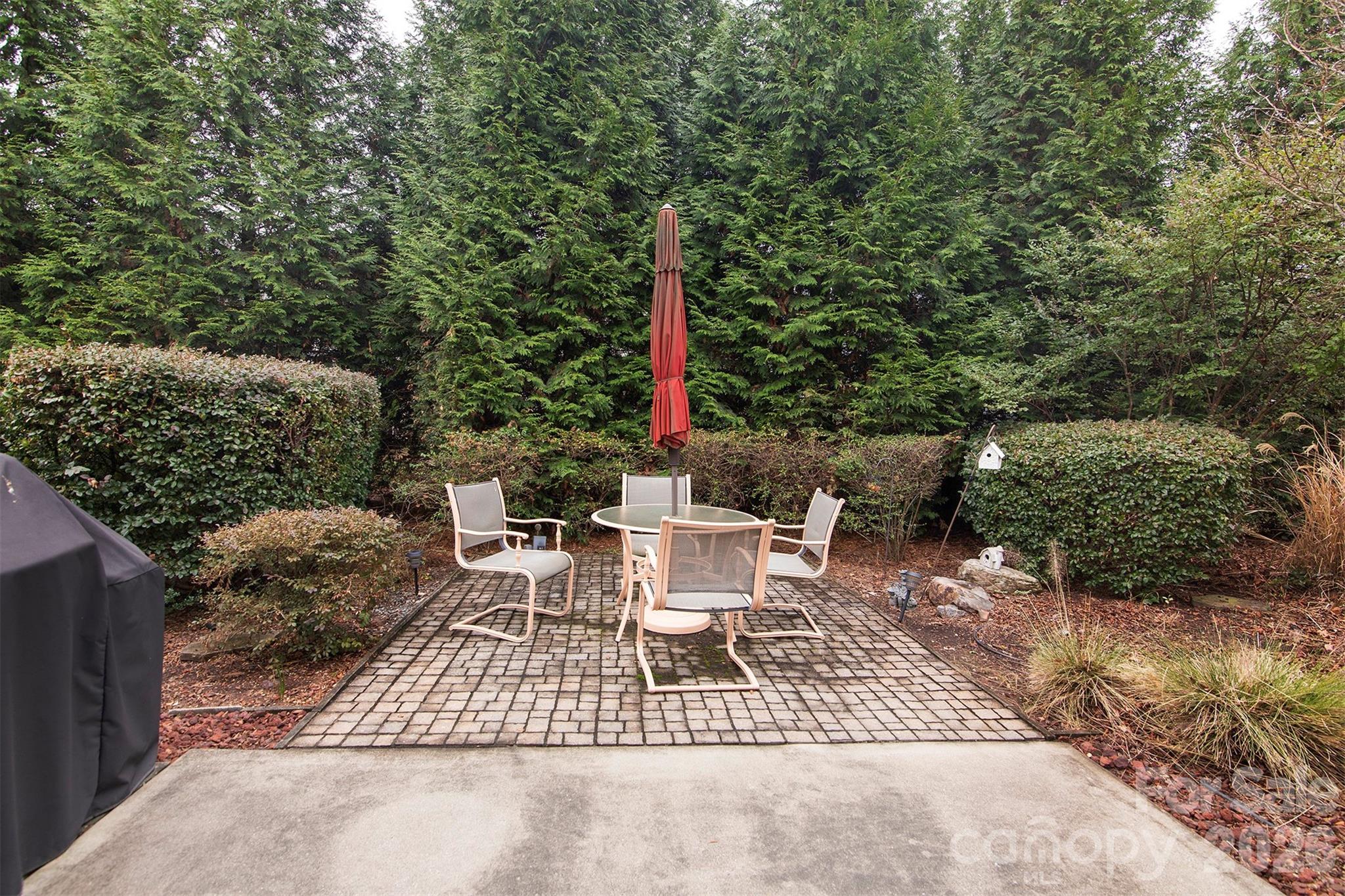 property viewer photo 14