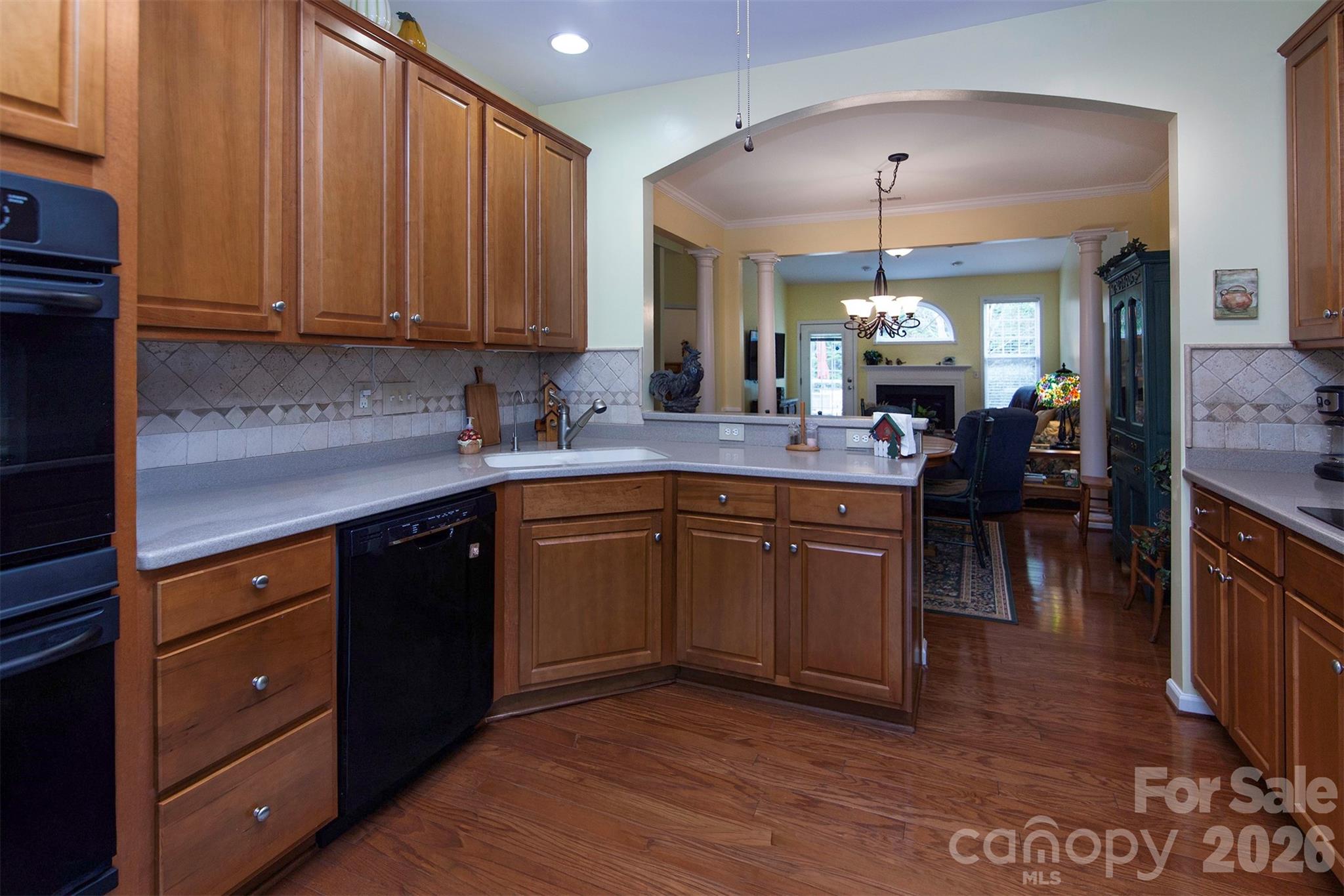 property viewer photo 2