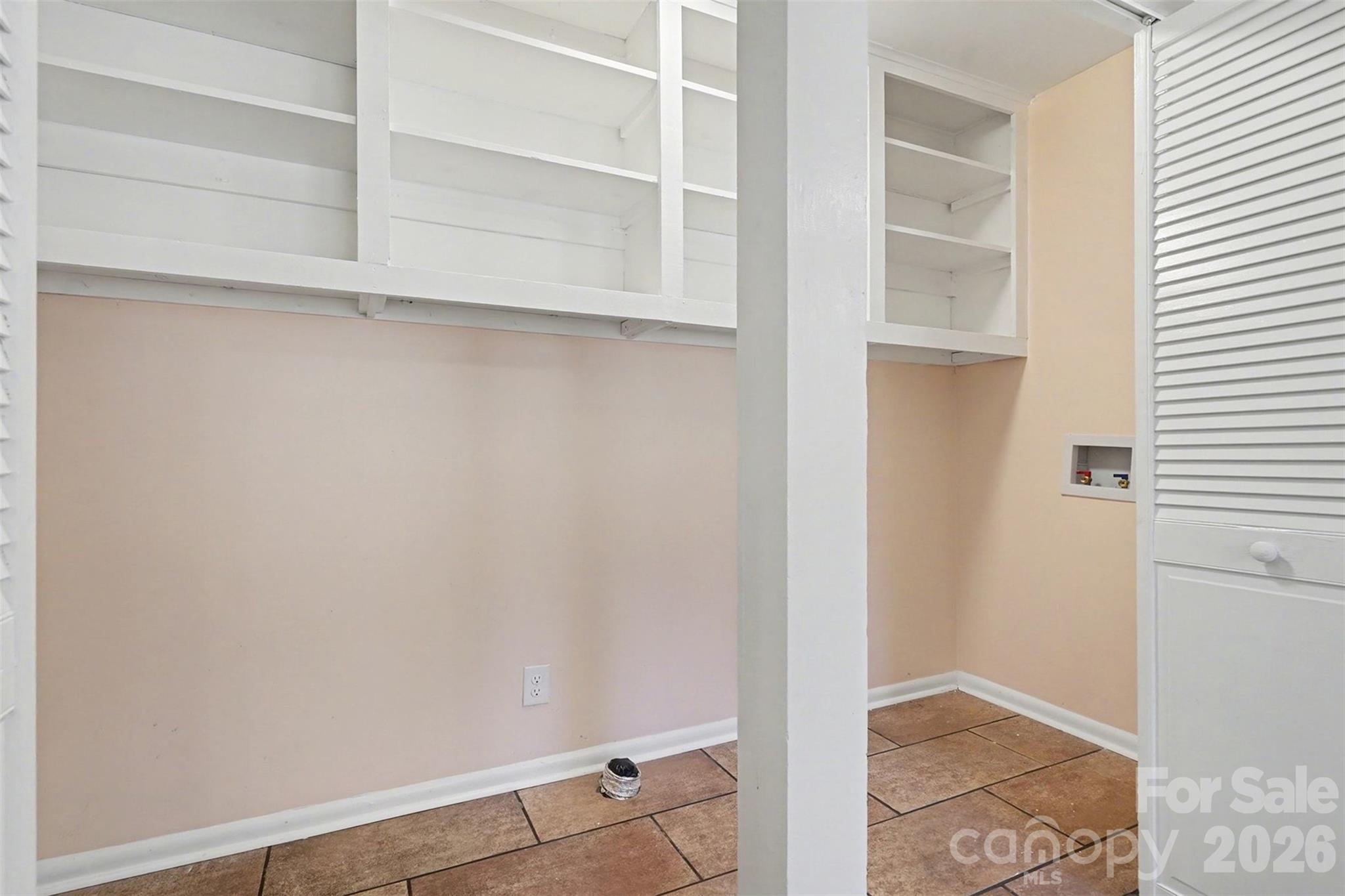 property viewer photo 12