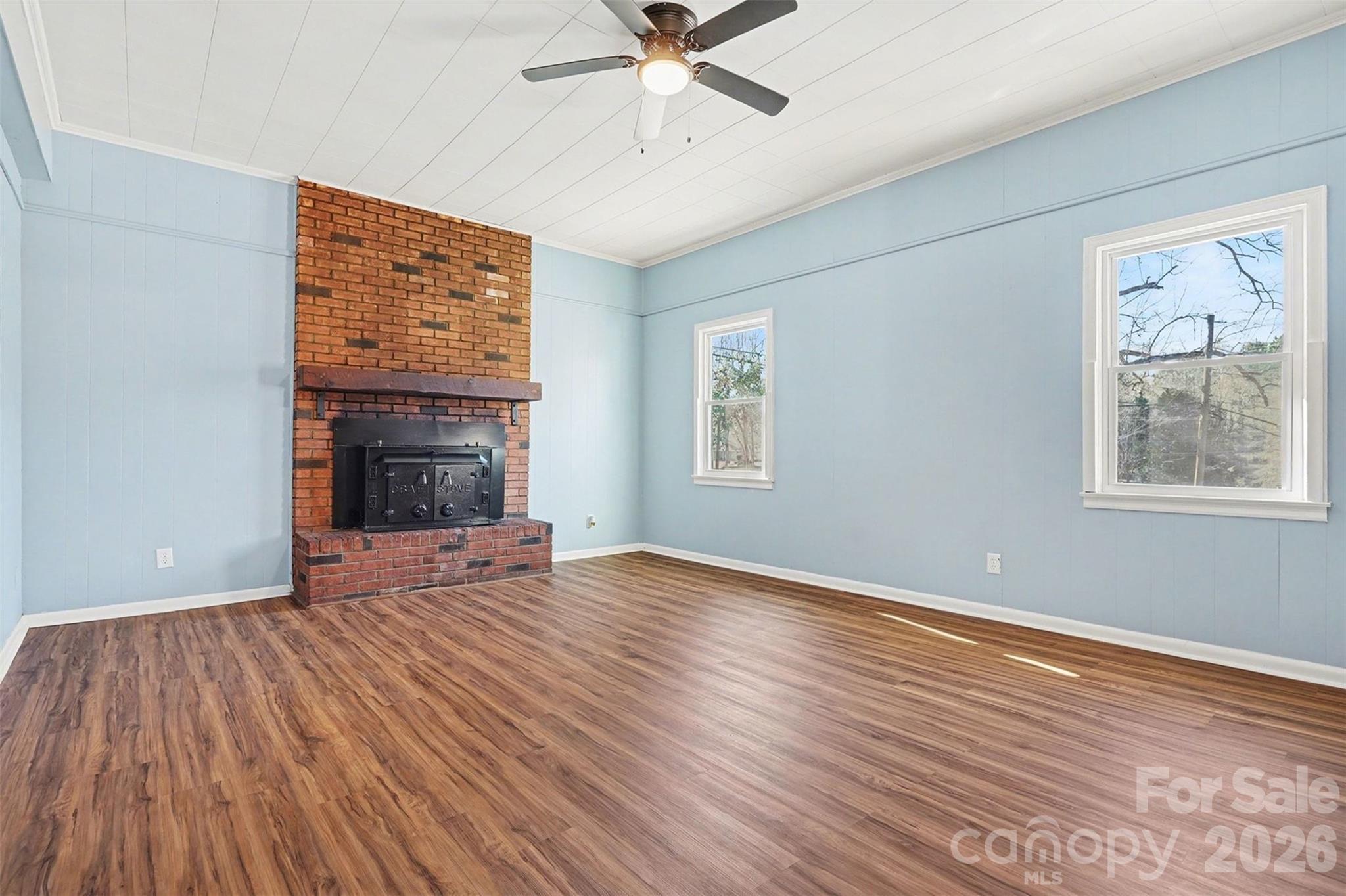 property viewer photo 13