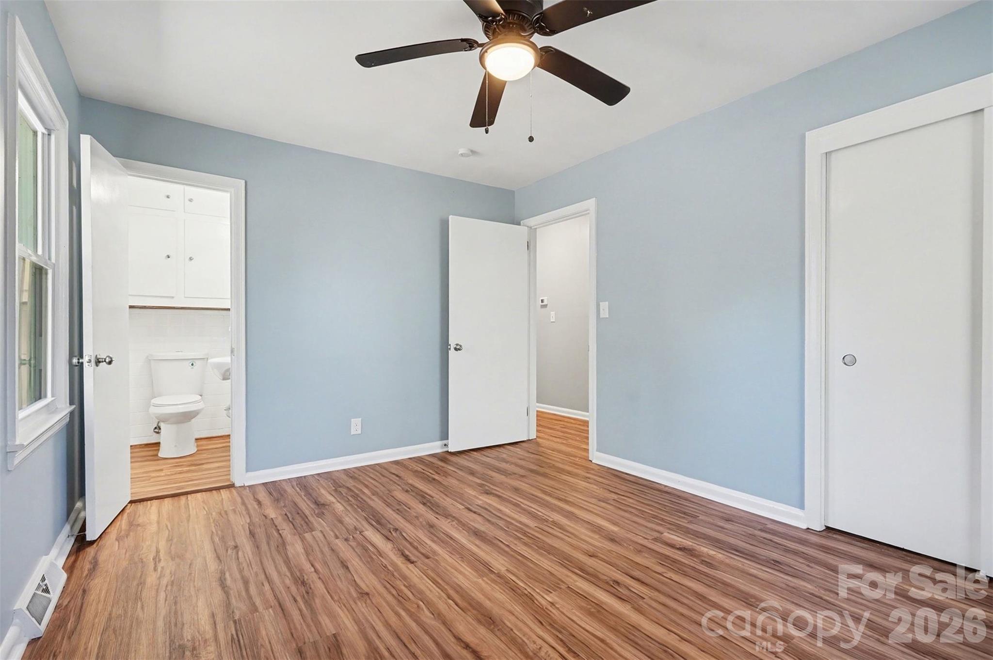 property viewer photo 19
