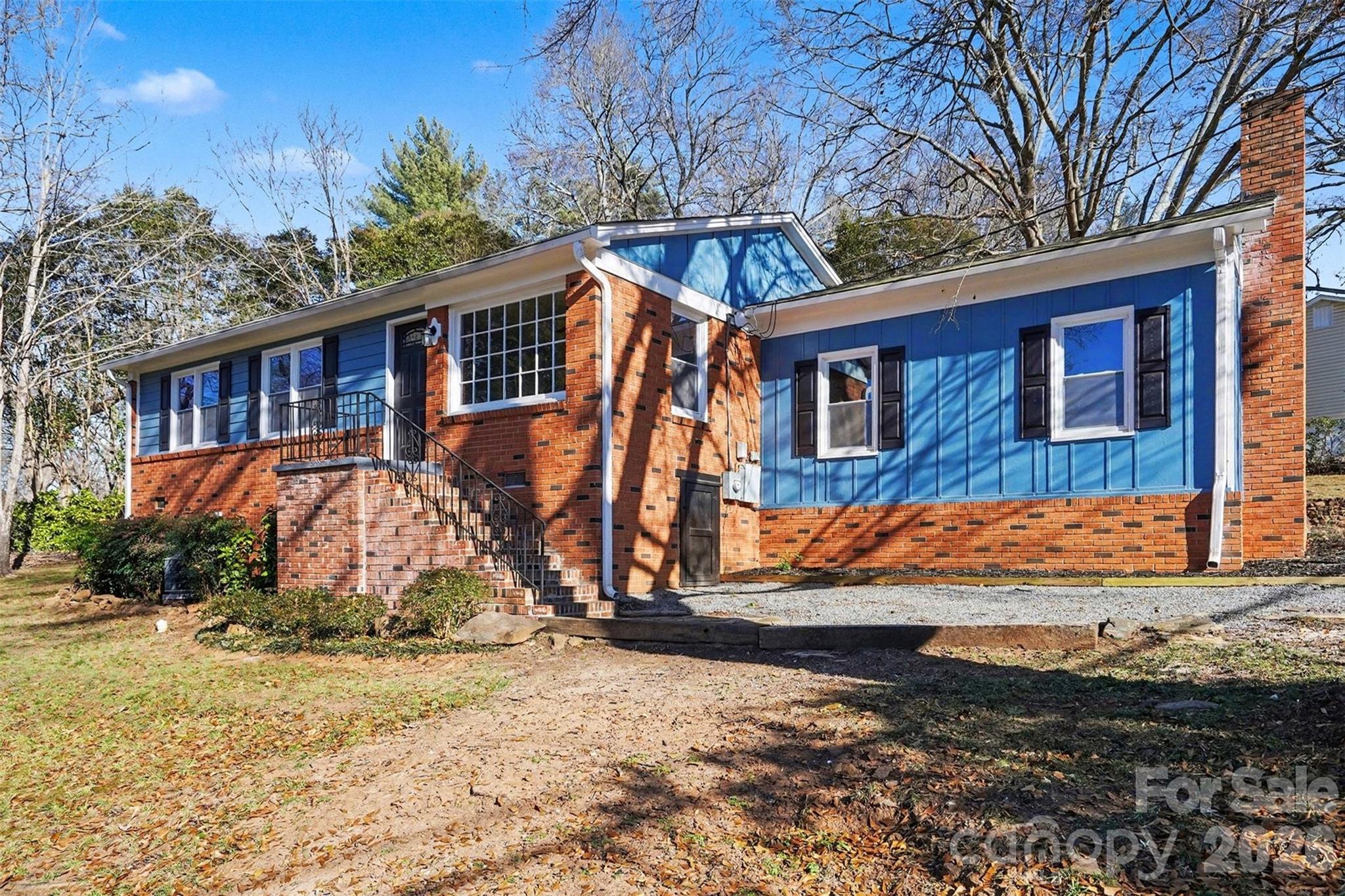 property viewer photo 3